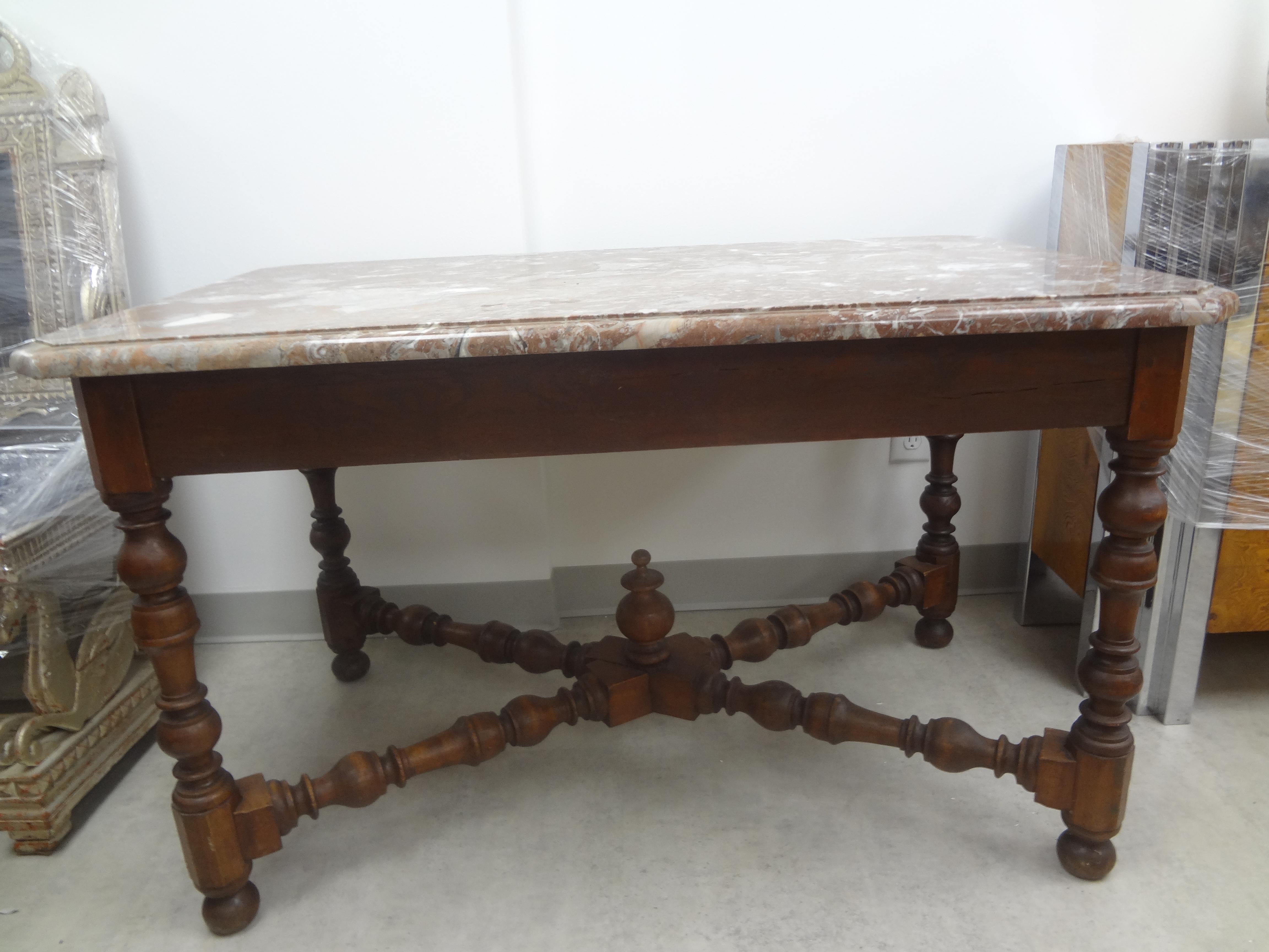 19th Century French Louis XIV Style Walnut Center Table For Sale 4