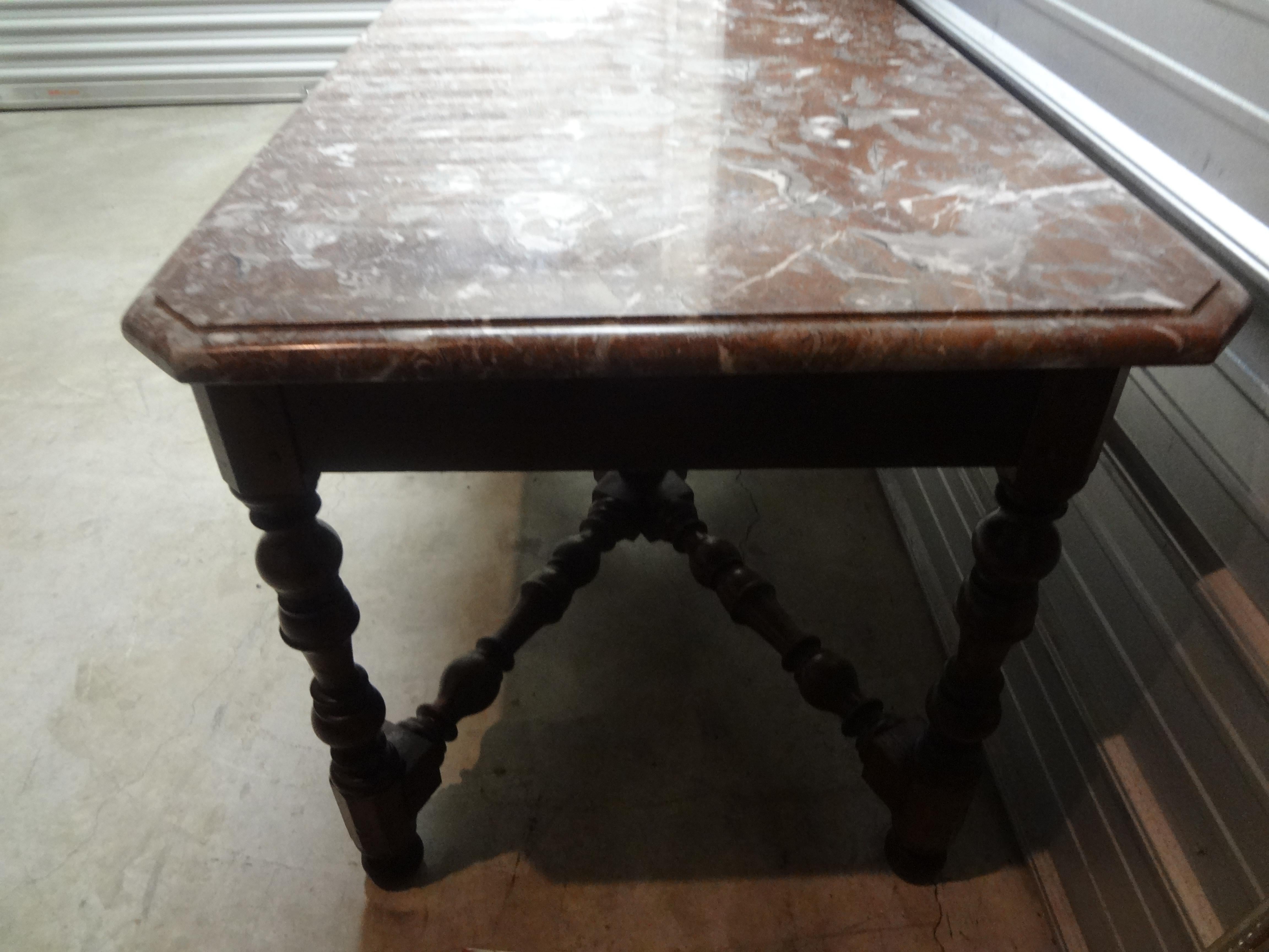 19th Century French Louis XIV Style Walnut Center Table For Sale 5