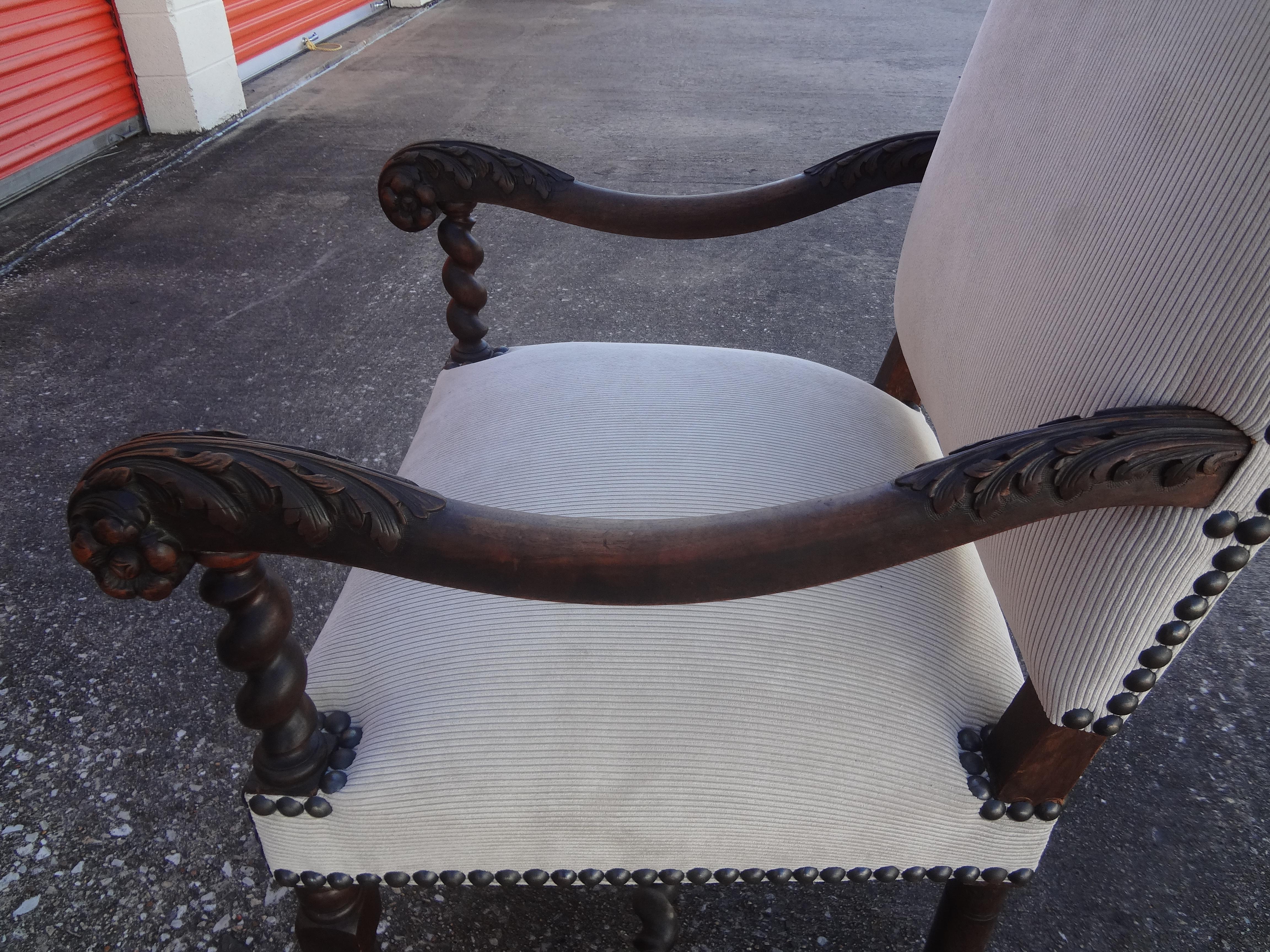 19th Century French Louis XIV Style Walnut Chair For Sale 8