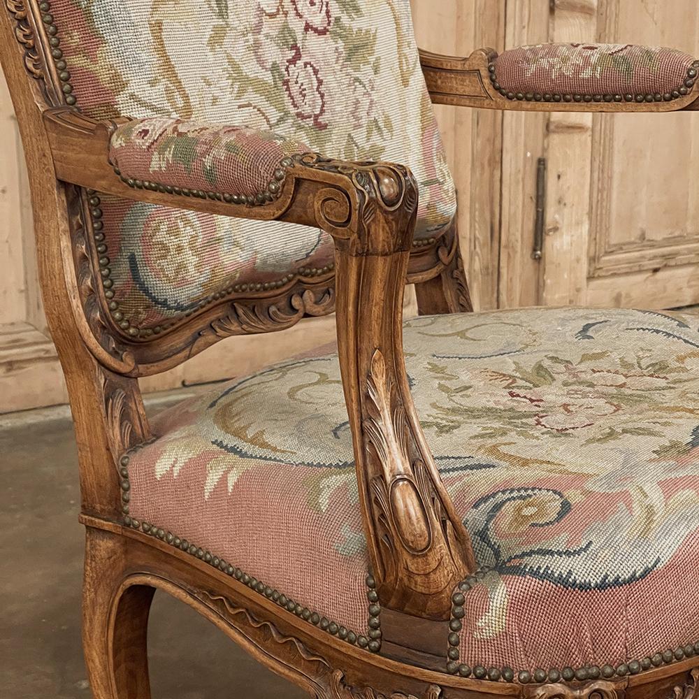 Französischer Louis XIV.-Sessel aus Nussbaumholz mit Gobelinstickerei-Wandteppich, 19. Jahrhundert im Angebot 7