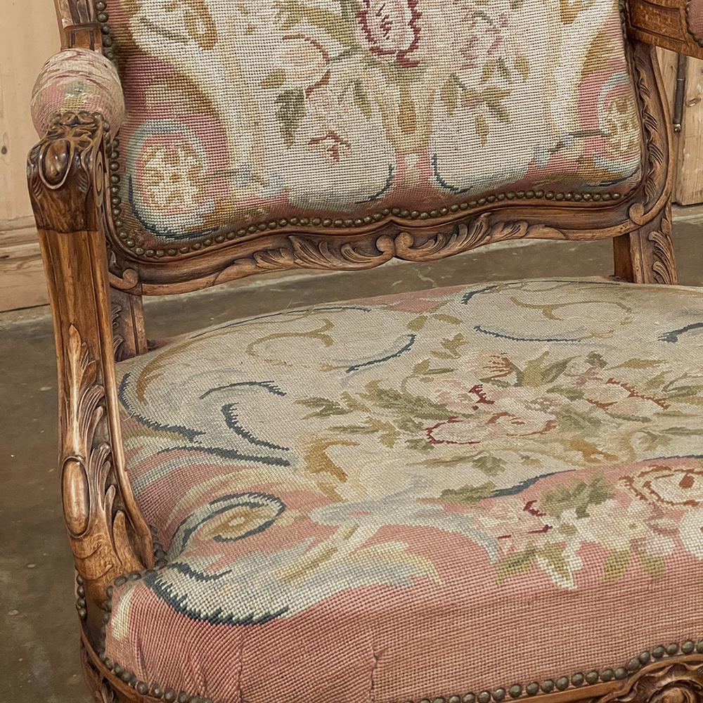 19th Century French Louis XIV Walnut Armchair with Needlepoint Tapestry For Sale 11