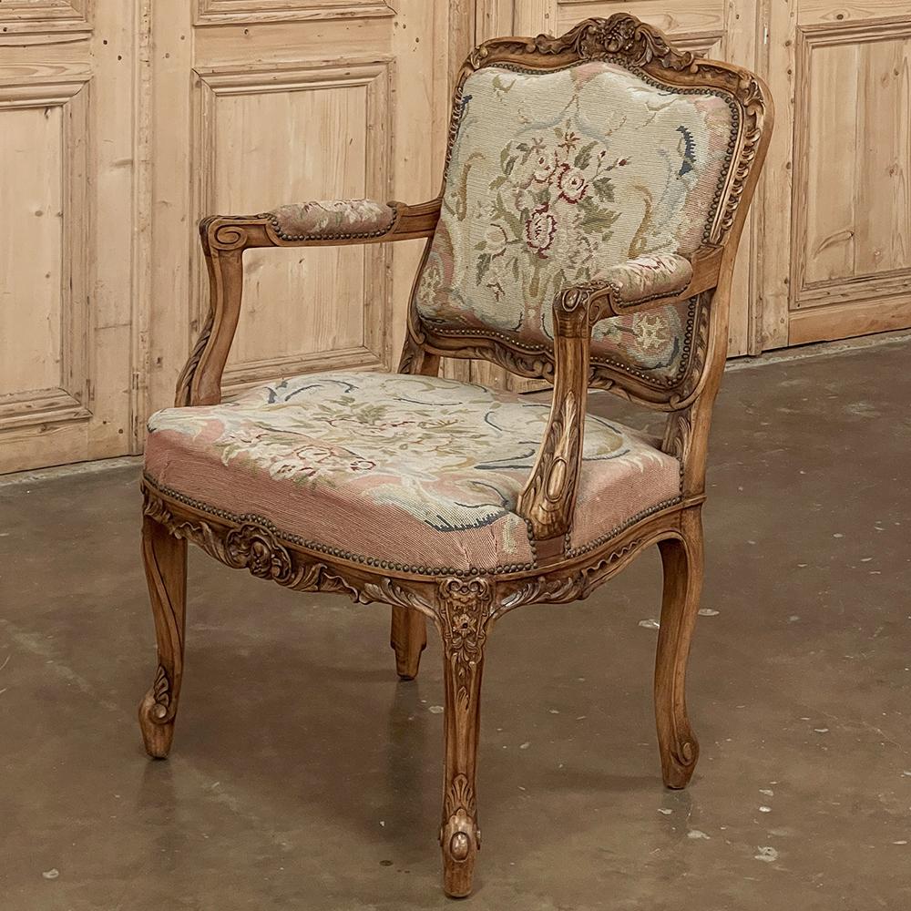 Hand-Carved 19th Century French Louis XIV Walnut Armchair with Needlepoint Tapestry For Sale