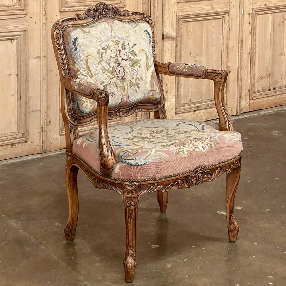 19th Century French Louis XIV Walnut Armchair with Needlepoint Tapestry In Good Condition For Sale In Dallas, TX