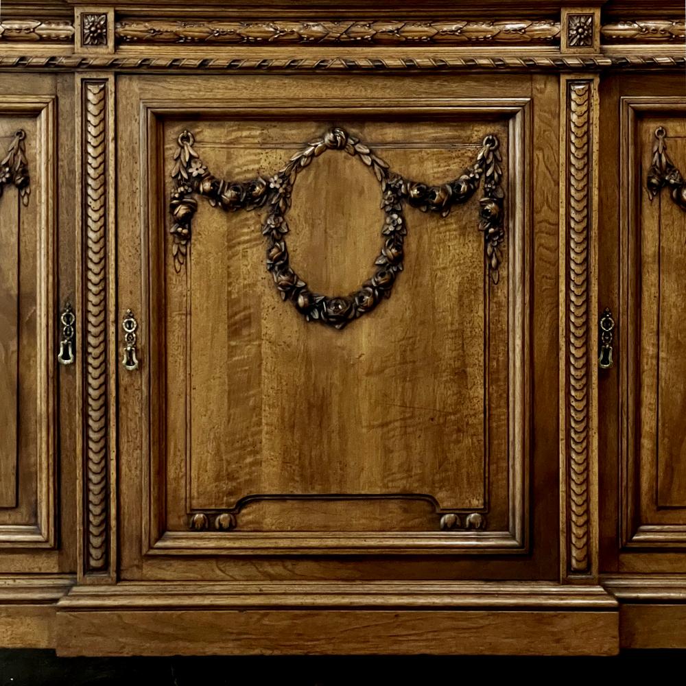 Libreria francese Luigi XIV in noce del XIX secolo in vendita 7
