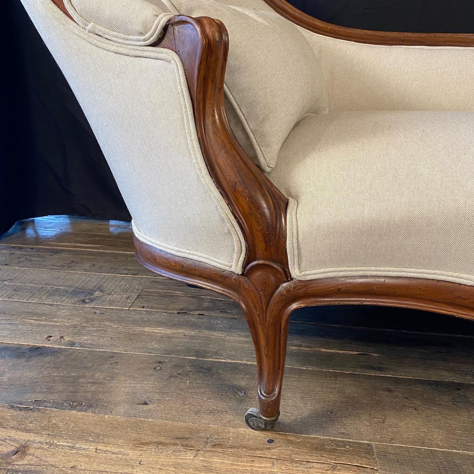 19th Century French Louis XV Antique Mahogany Chaise Longue For Sale 3