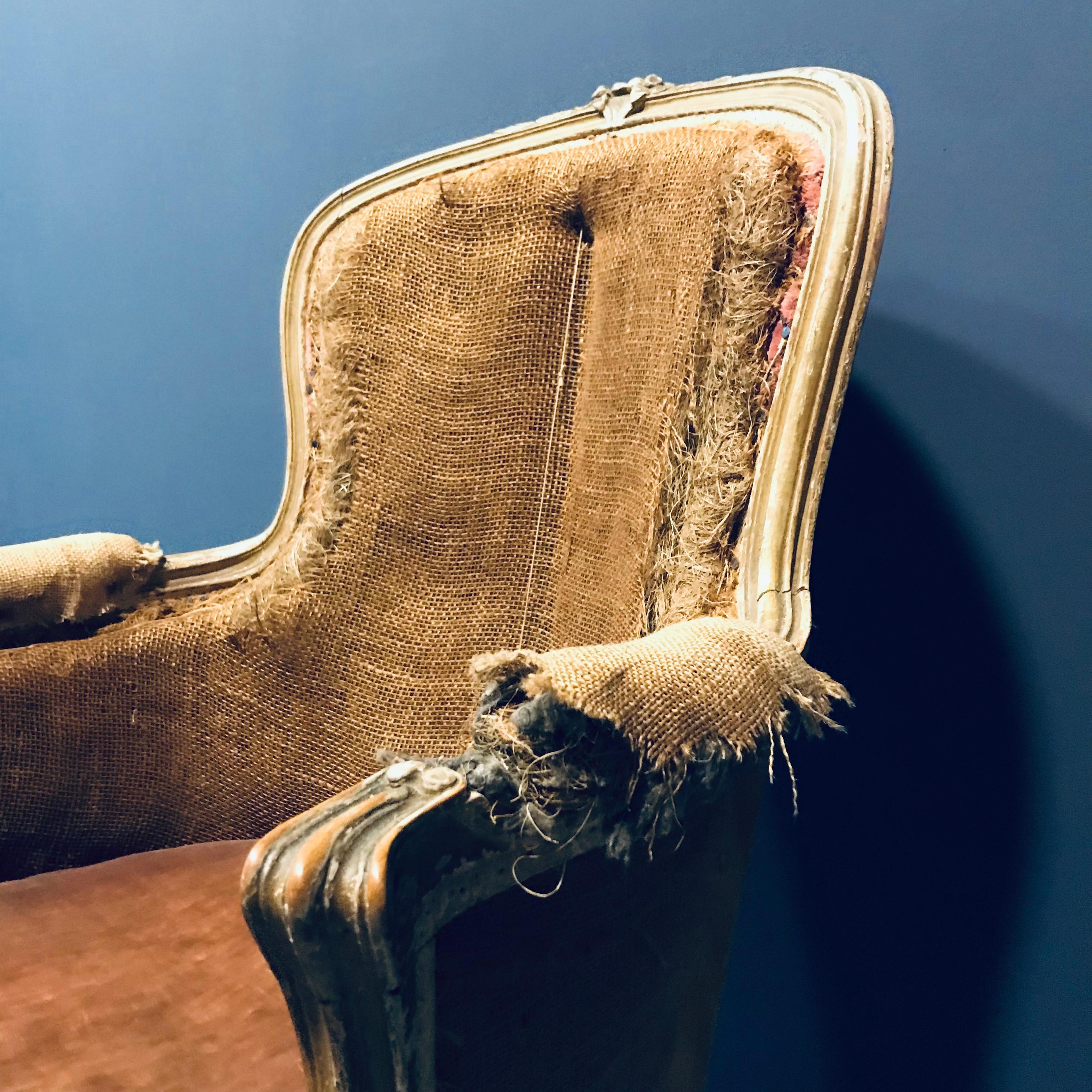 Fauteuil Bergère Louis XV du 19ème siècle en vente 4