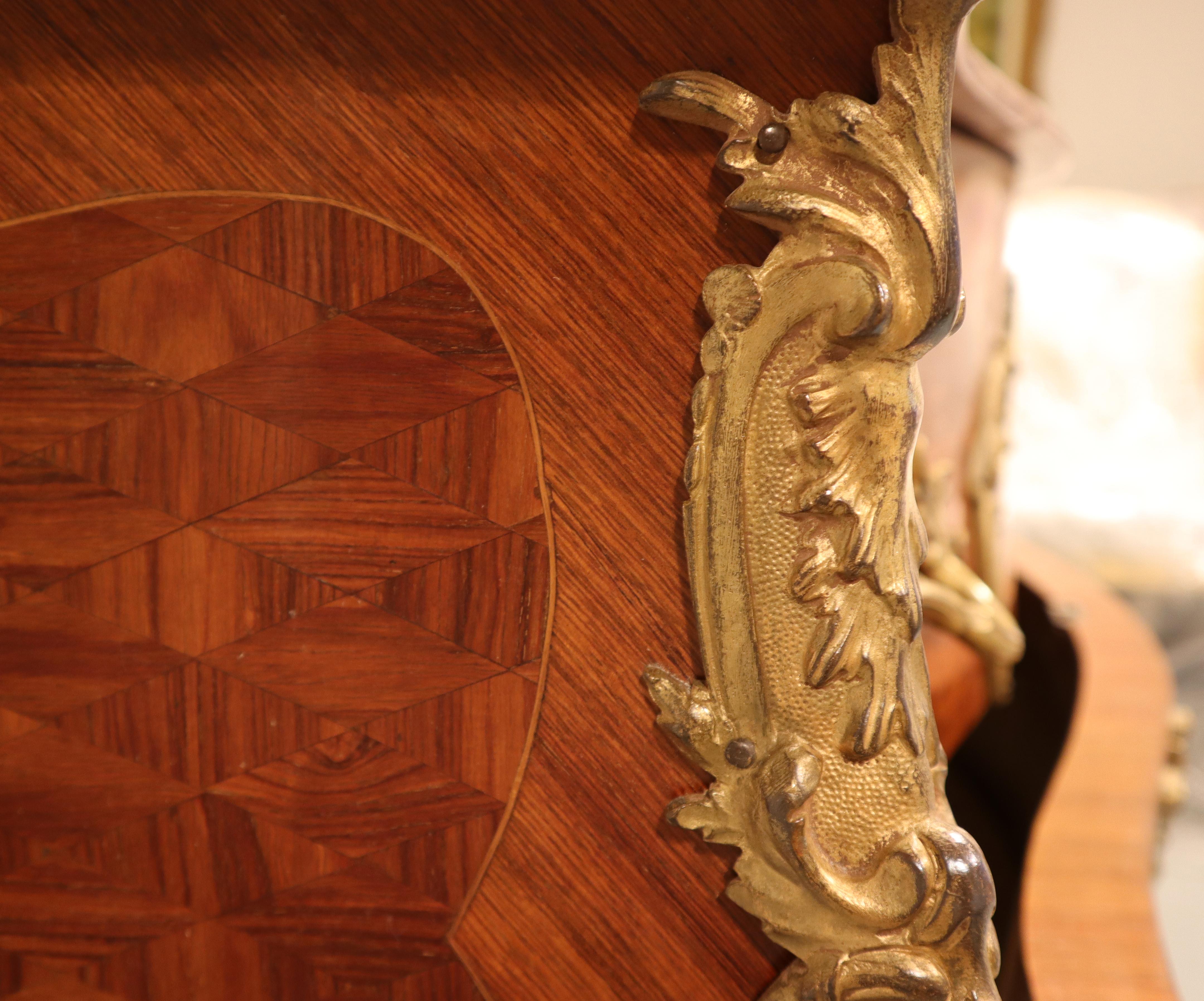 Wood 19th Century, French Louis XV Bombe Marble Top Commode For Sale