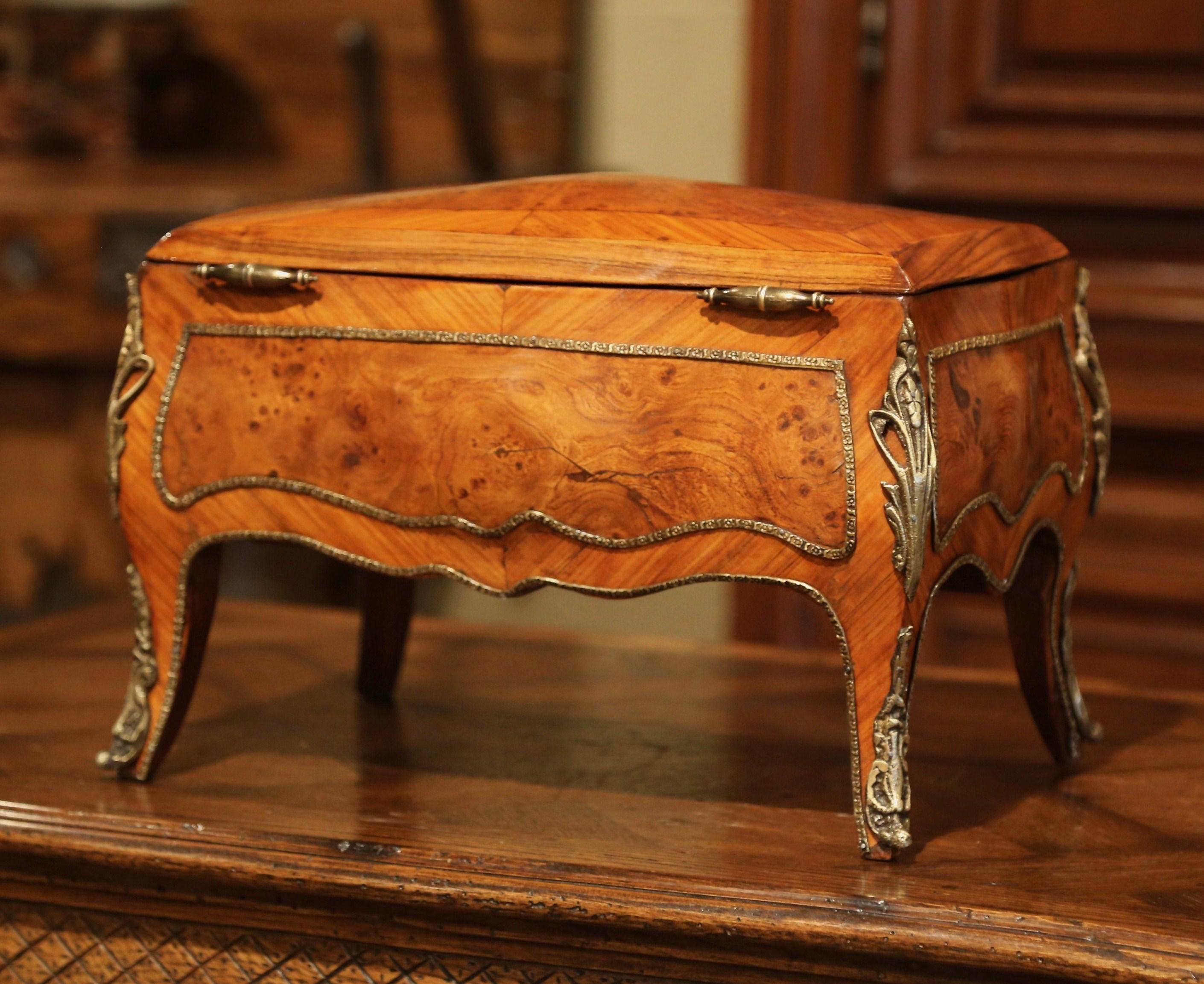 19th Century French Louis XV Bombe Walnut and Burl Jewelry Box with Bronze Mount 9
