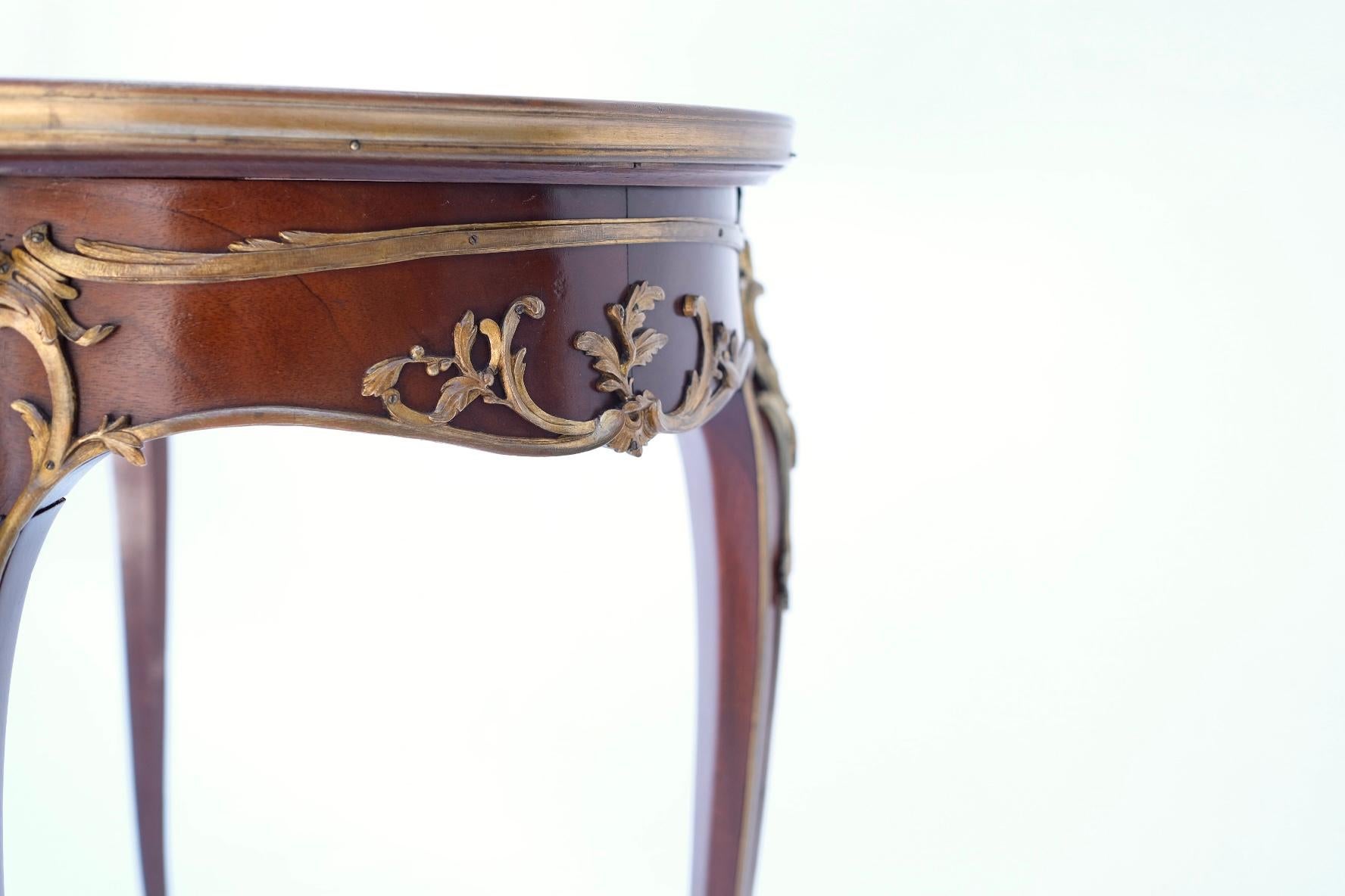 19th Century French Louis XV Bronze-Mounted Linke Table For Sale 1