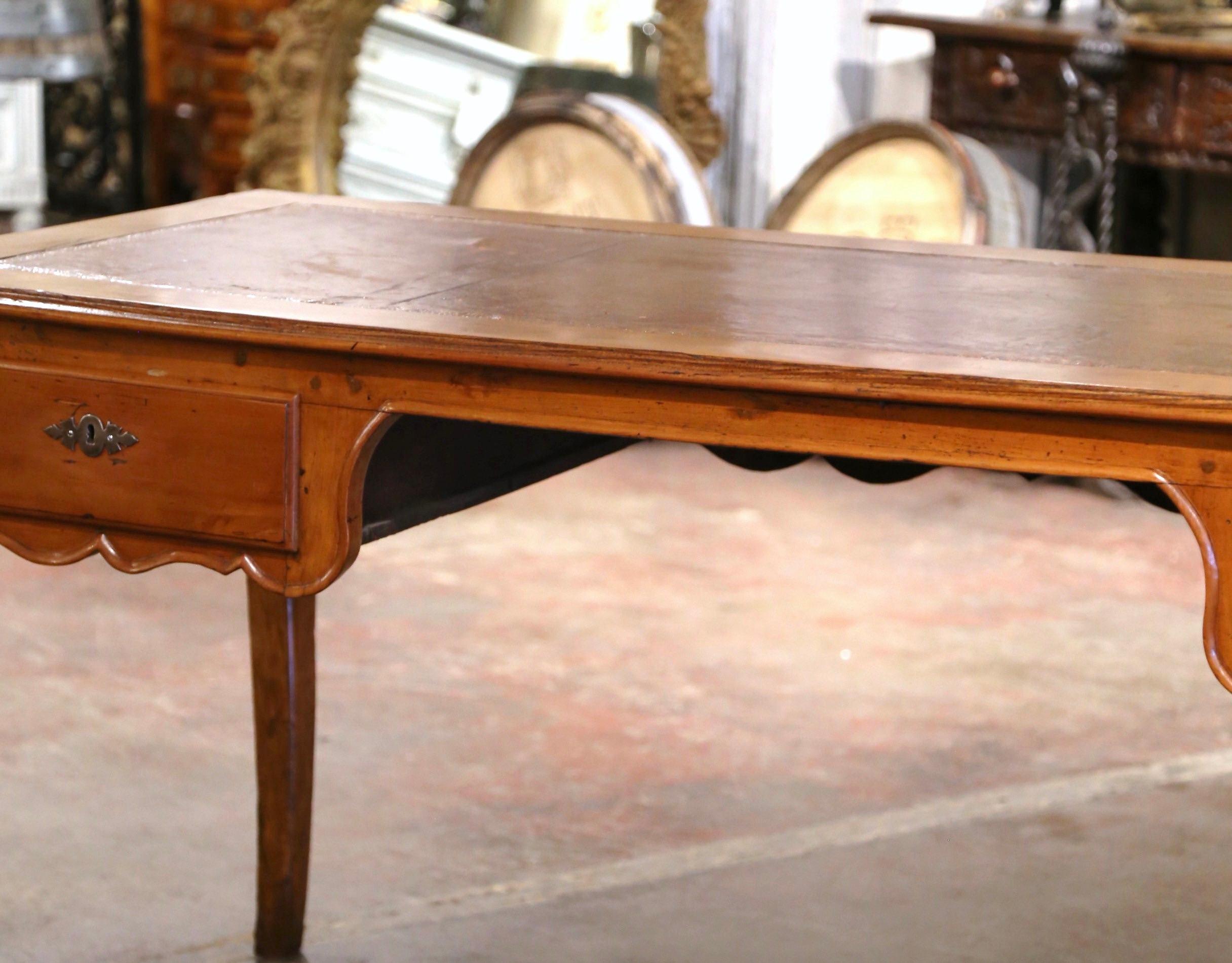 19th Century French Louis XV Brown Leather Carved Cherry Writing Table Desk In Excellent Condition For Sale In Dallas, TX