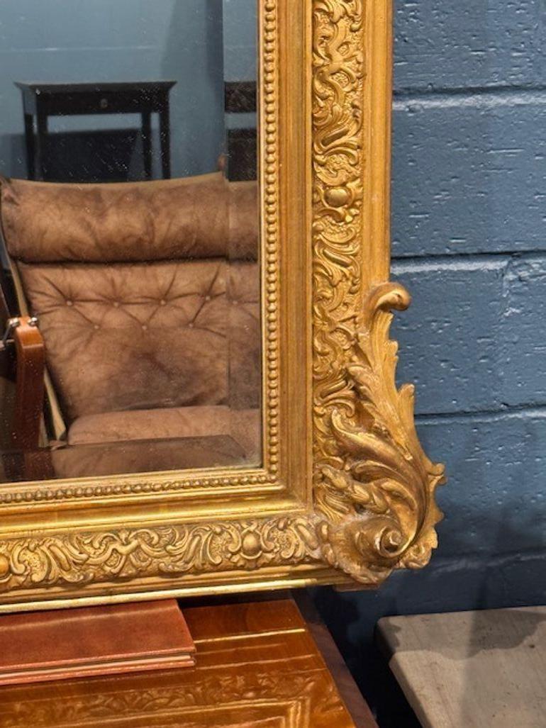 19th Century French Louis XV Carved and Giltwood Mirror For Sale 2