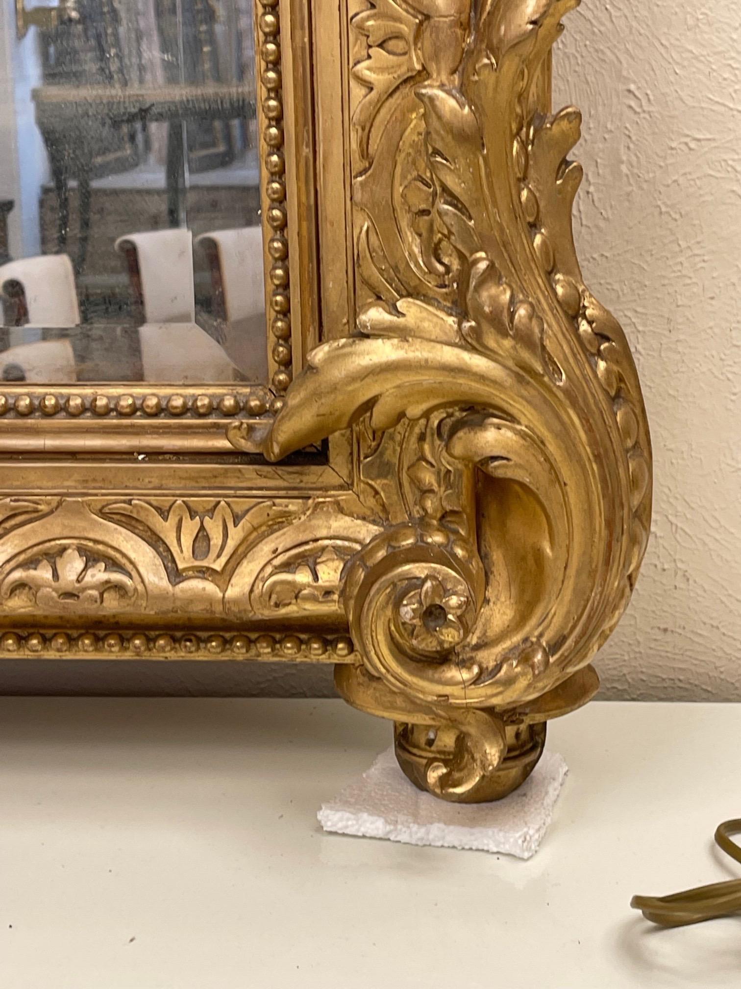 19th Century French Louis XV Carved and Giltwood Mirror 4