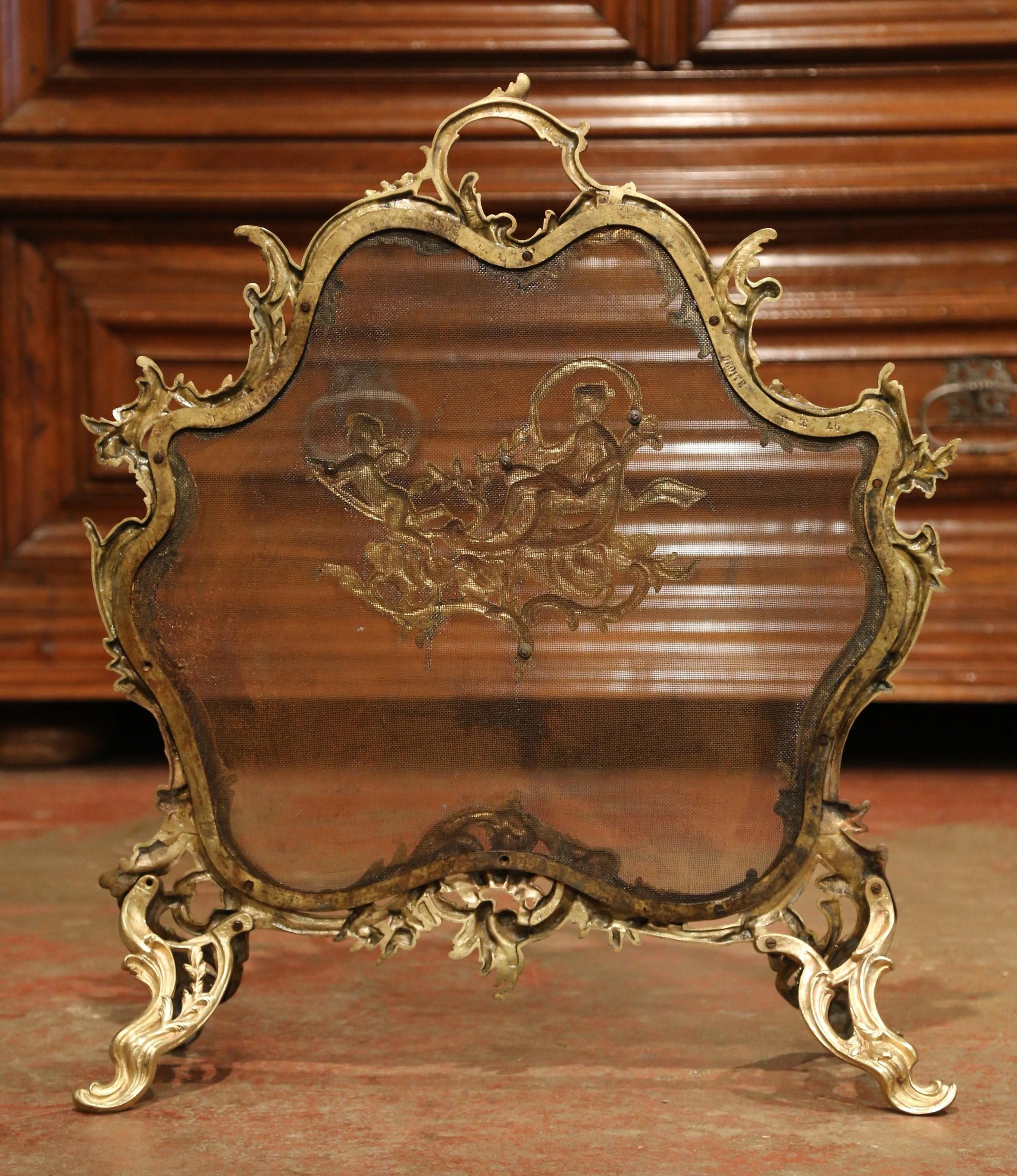 19th Century French Louis XV Carved Bronze Doré Fireplace Screen with Cherubs 3