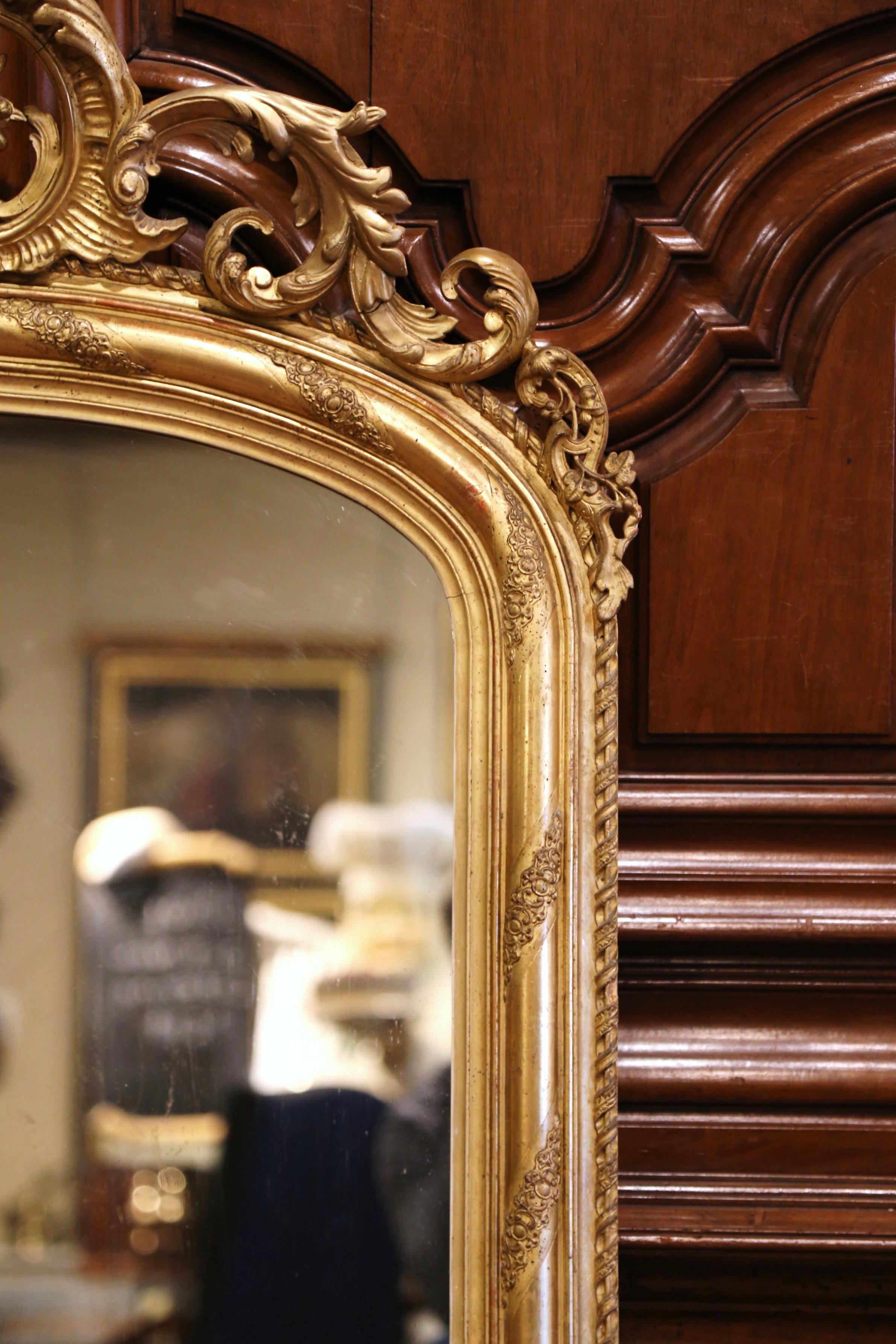19th Century French Louis XV Carved Giltwood Wall Mirror 2