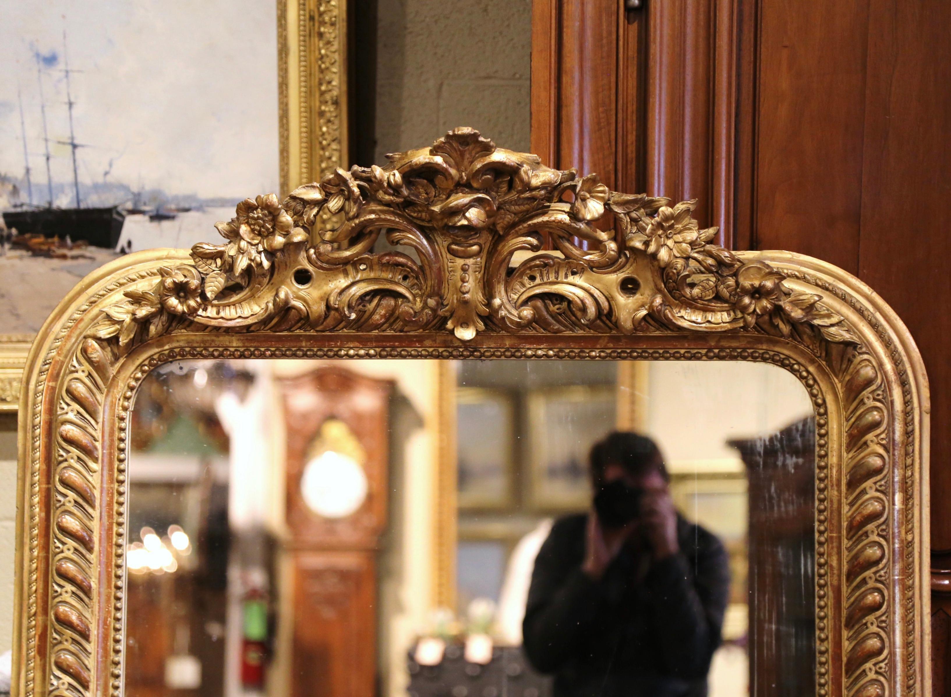 Hand-Carved 19th Century French Louis XV Carved Giltwood Mirror with Floral and Leaf Motifs