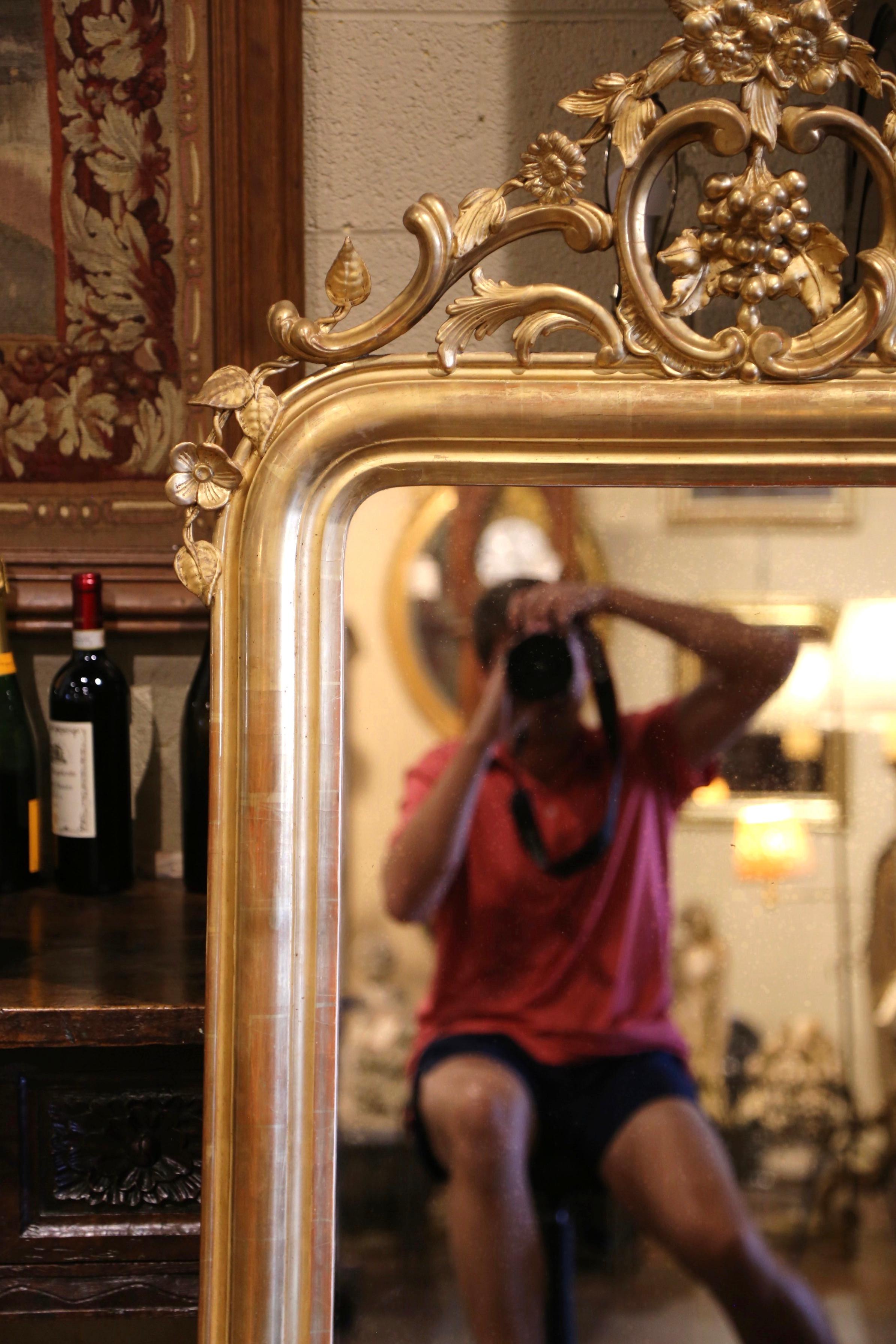 Hand-Carved 19th Century French Louis XV Carved Giltwood Mirror with Grape and Vine Motif