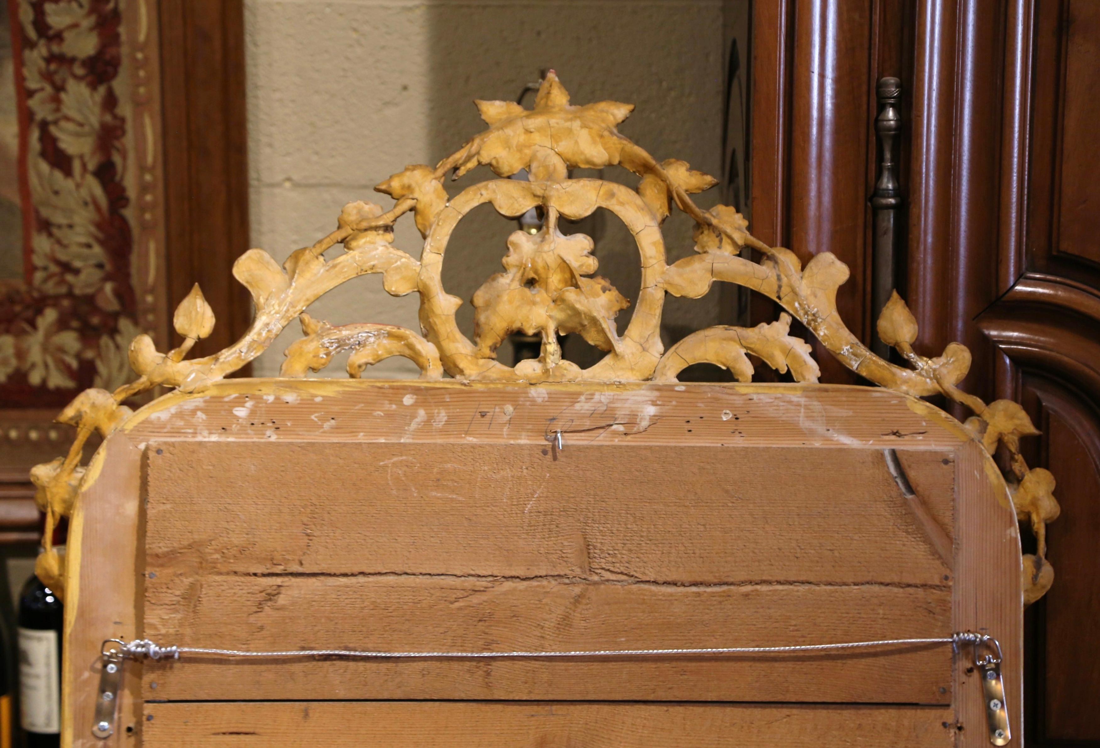 19th Century French Louis XV Carved Giltwood Mirror with Grape and Vine Motif 2
