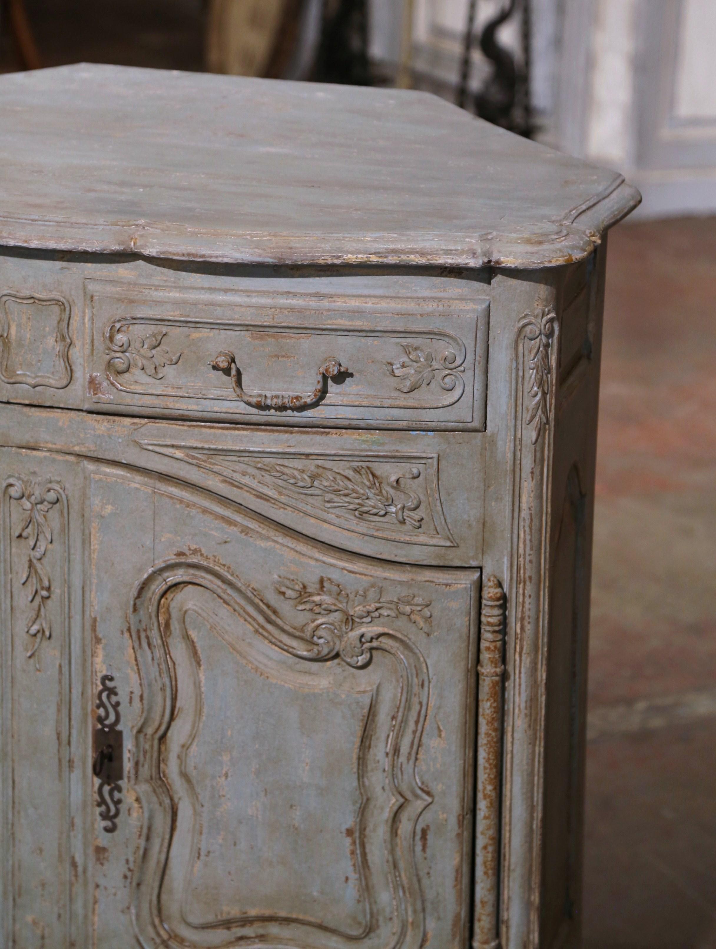 19th Century French Louis XV Carved Painted Corner Cabinet from Provence In Excellent Condition For Sale In Dallas, TX