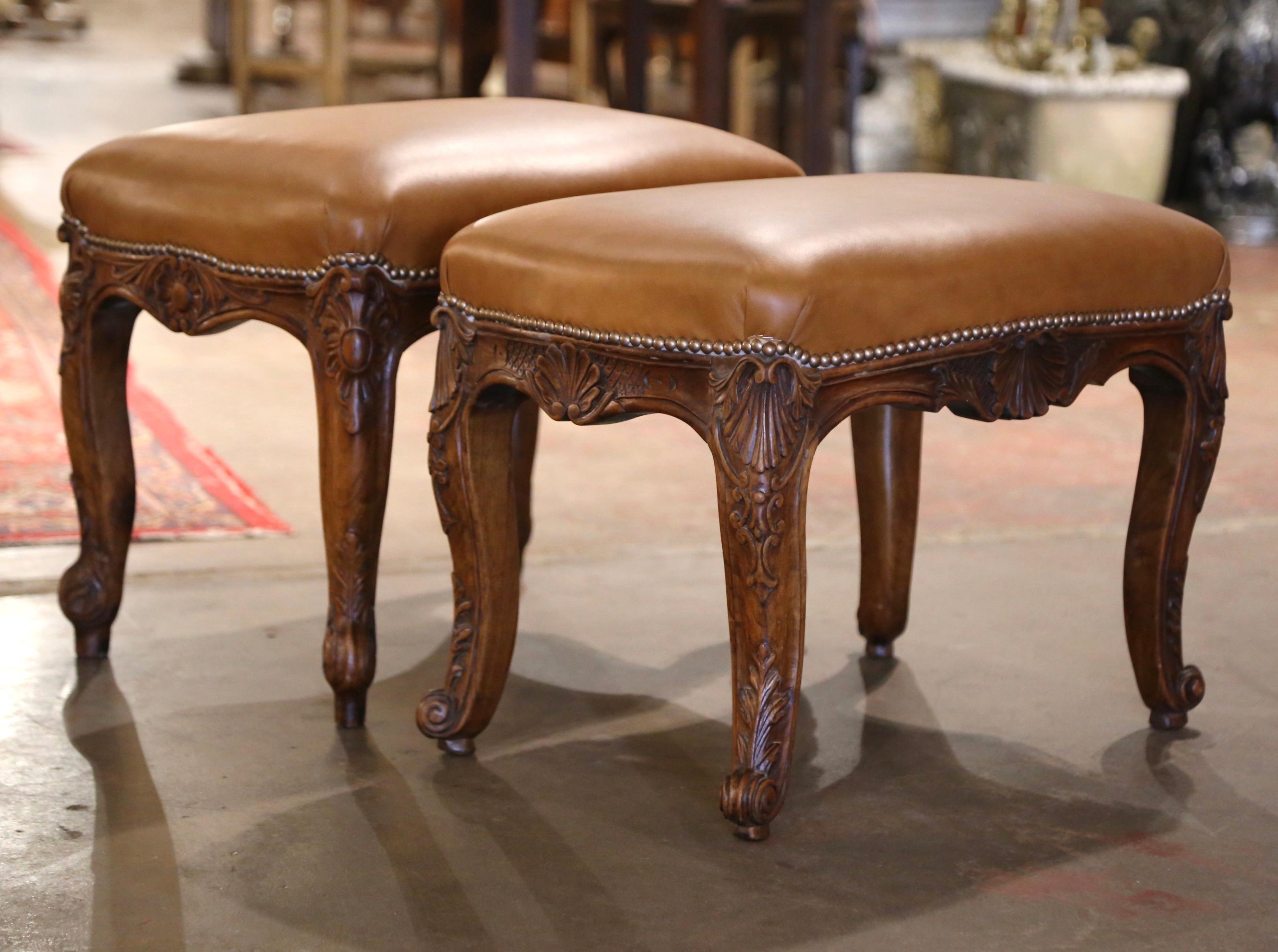 Pair of 19th Century French Louis XV Carved Walnut and Leather Bench Stools For Sale 3