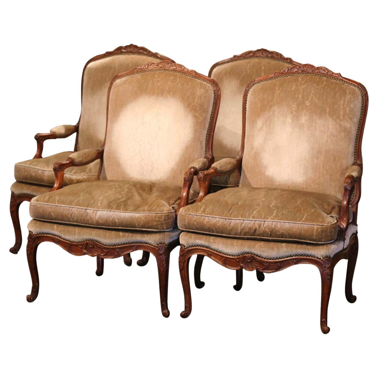 19th Century French Louis XV Carved Walnut Armchairs from Provence, Set of Four For Sale