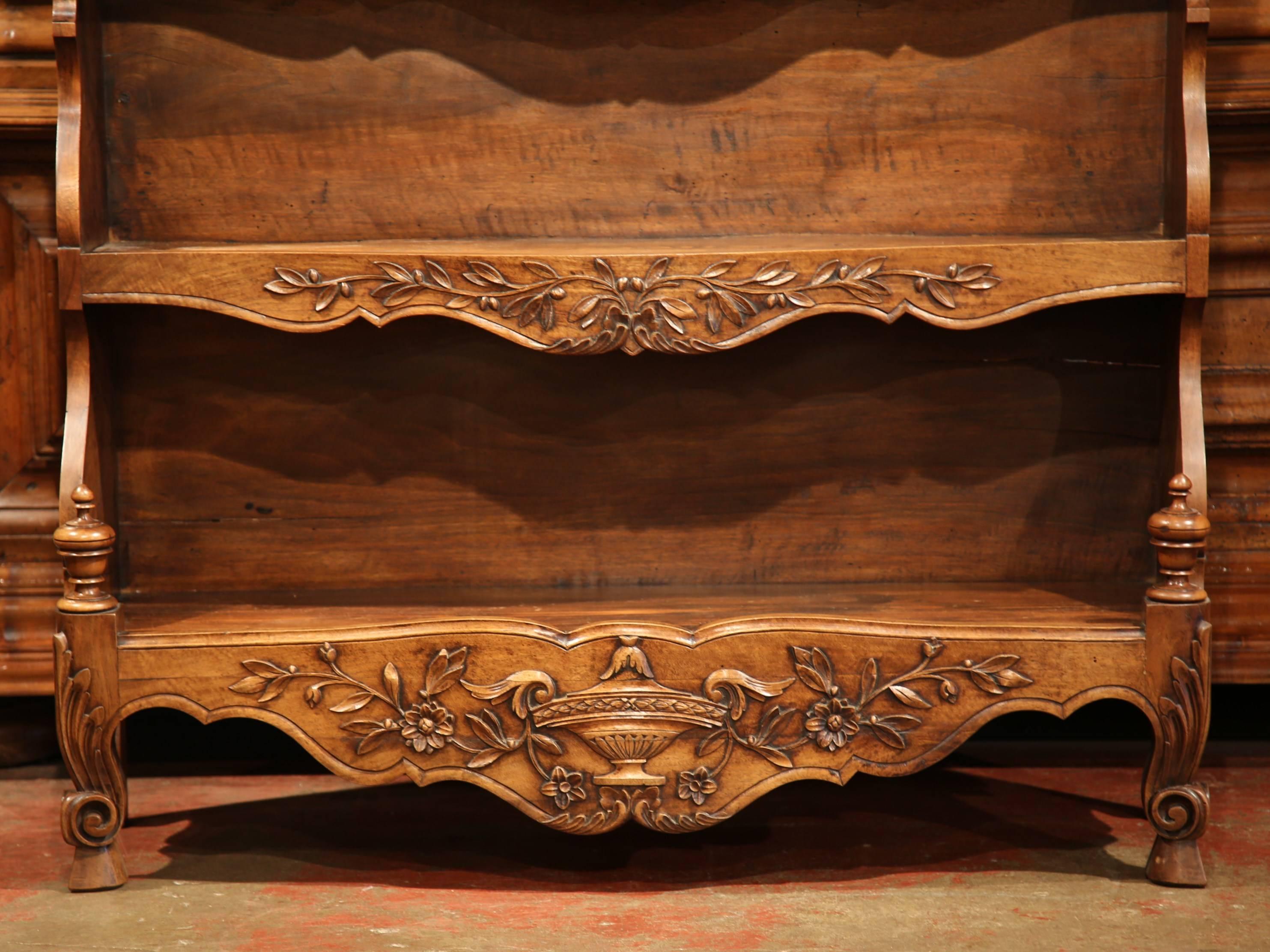 Hand-Carved 19th Century French Louis XV Carved Walnut Bombe Wall Shelf from Provence
