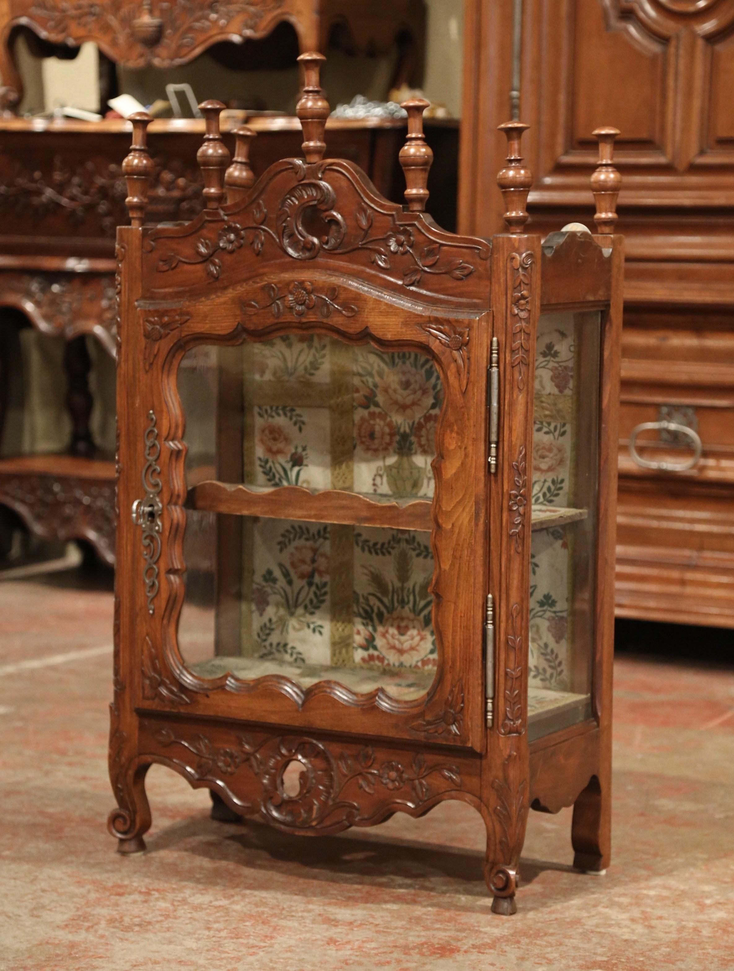 Silk 19th Century French Louis XV Carved Walnut Hanging Vitrine from Provence