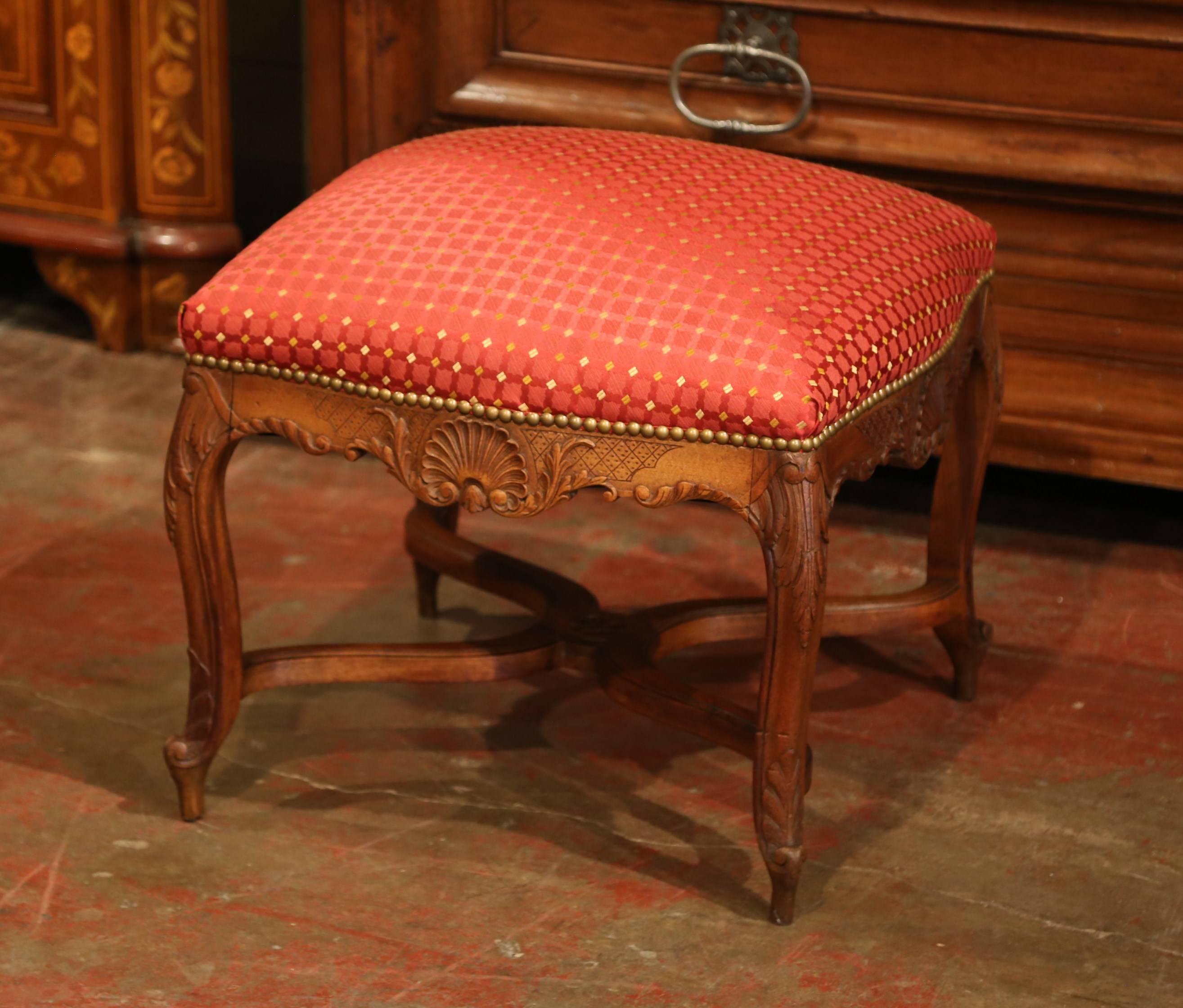 19th Century French Louis XV Carved Walnut Stool with Stretcher from Provence In Excellent Condition In Dallas, TX