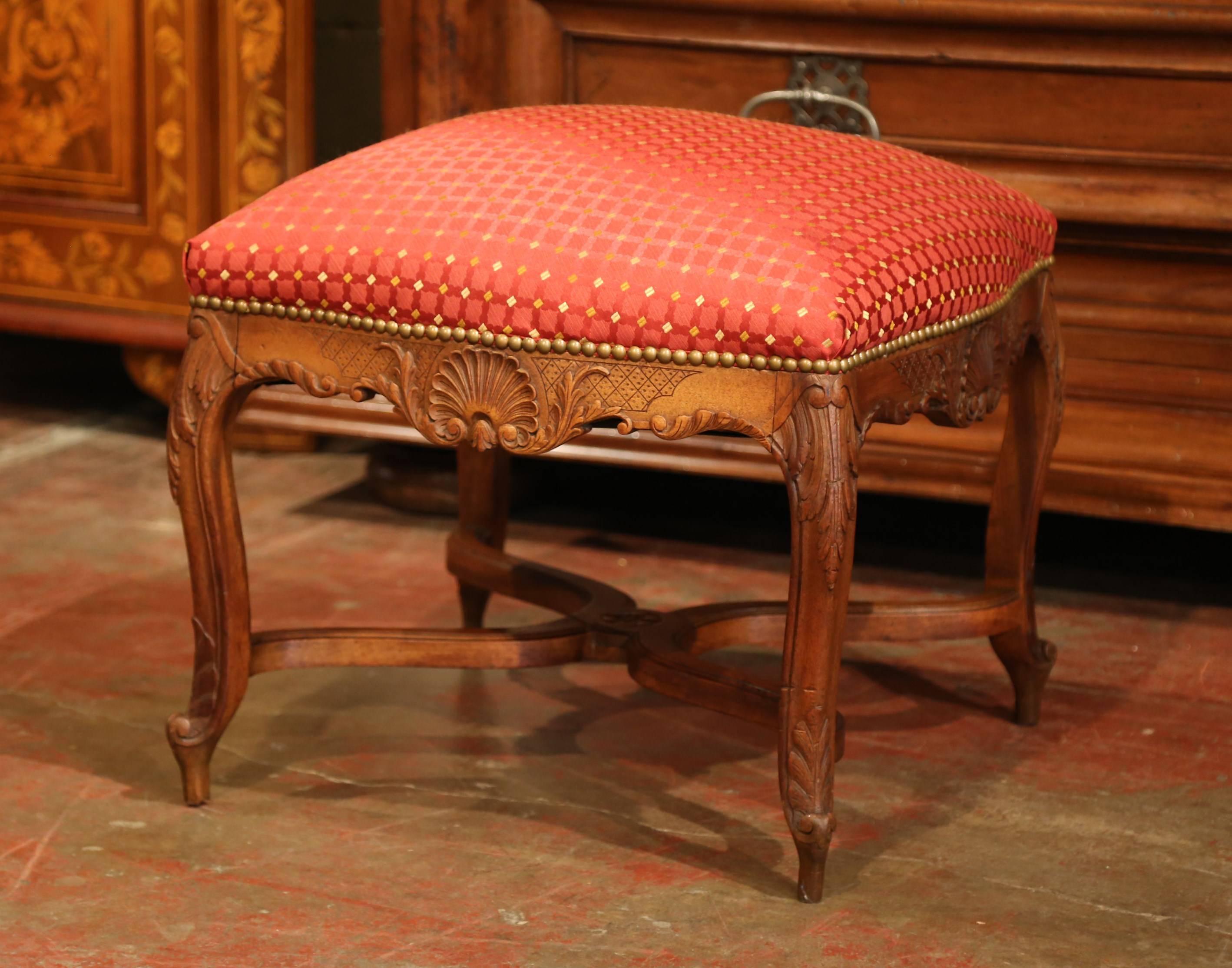 19th Century French Louis XV Carved Walnut Stool with Stretcher from Provence 1