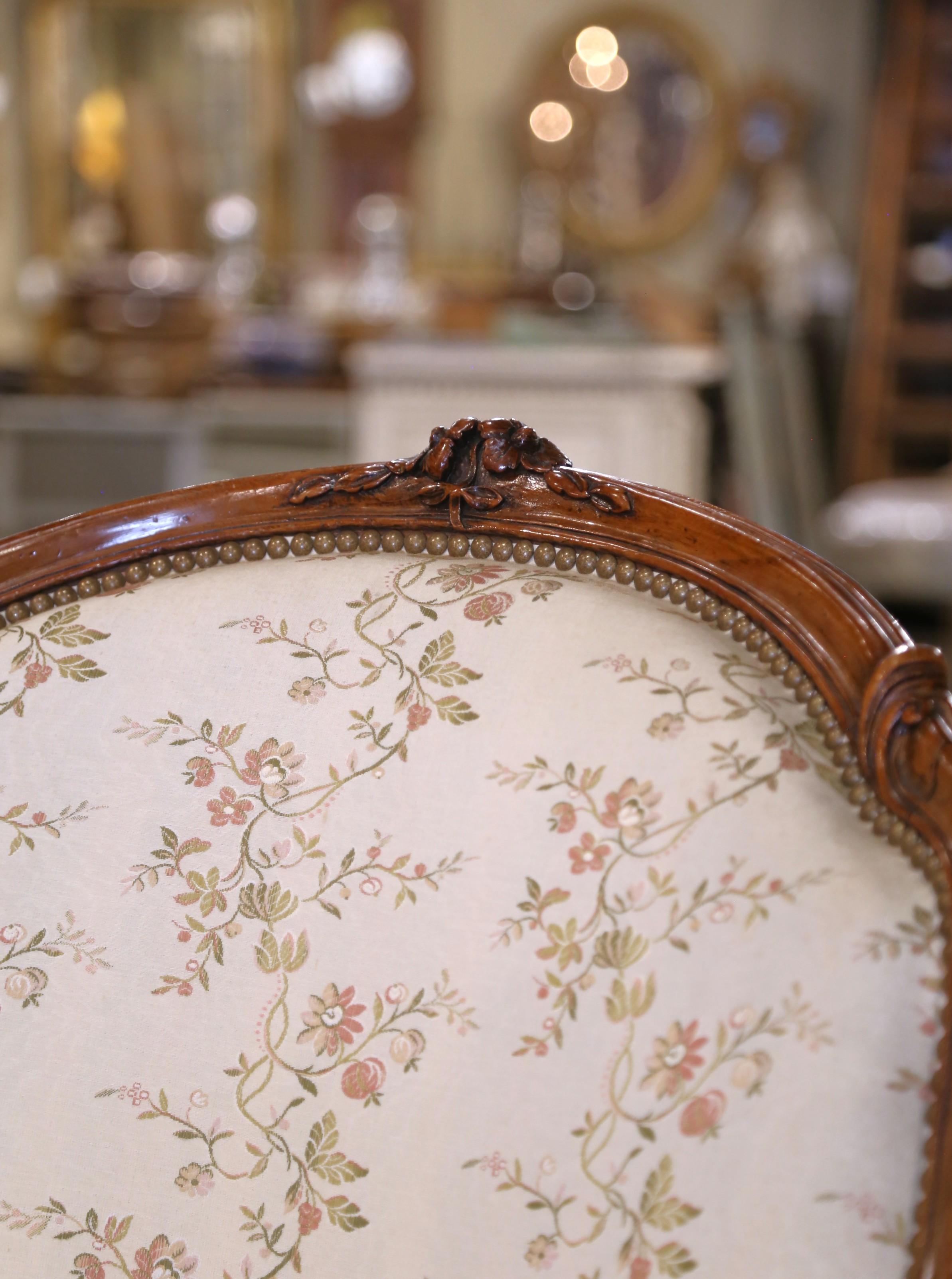 19. Jahrhundert Französisch Louis XV geschnitzt Nussbaum dreiteilige Chaise Lounge im Angebot 1