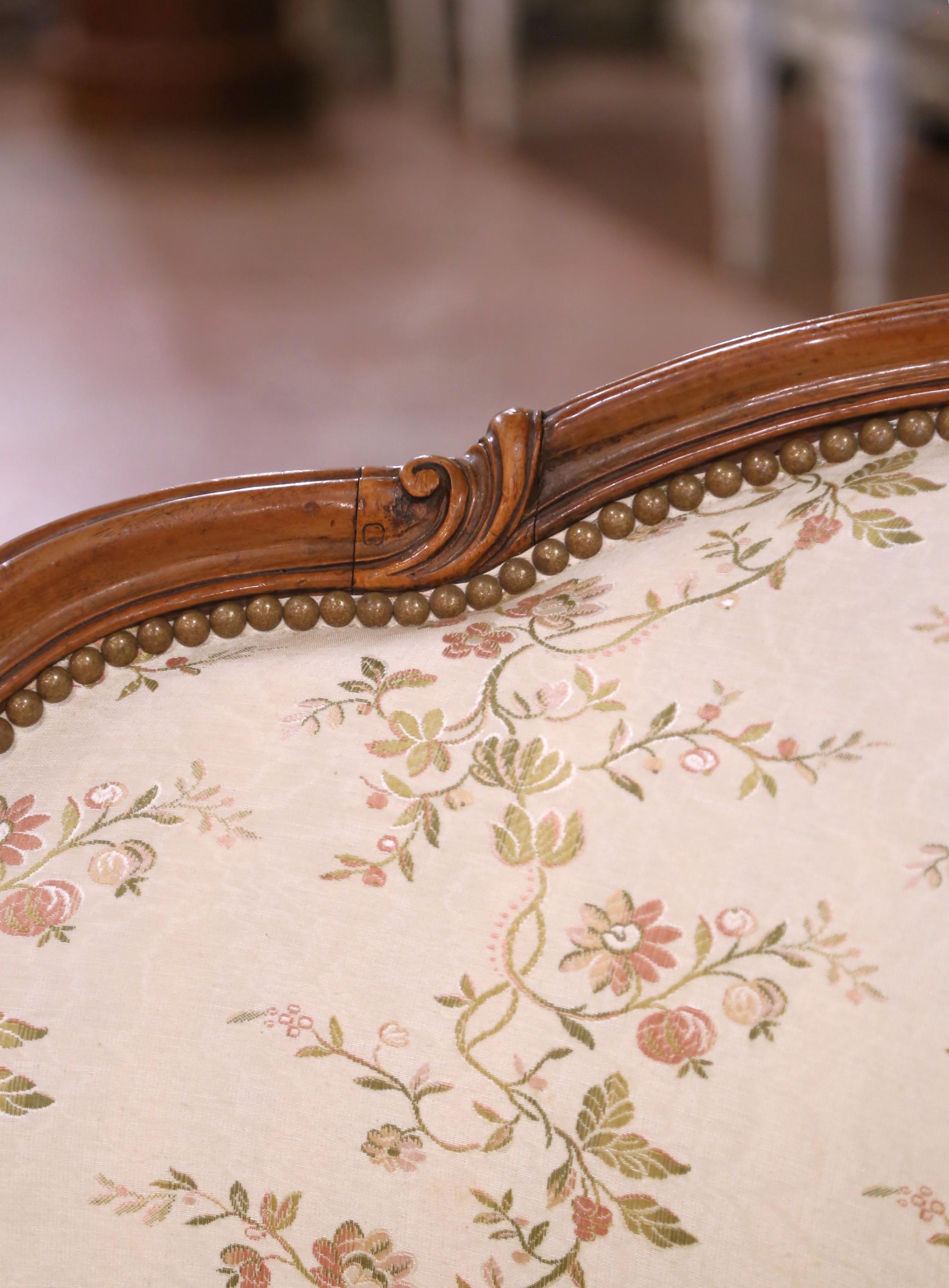 19. Jahrhundert Französisch Louis XV geschnitzt Nussbaum dreiteilige Chaise Lounge im Angebot 2