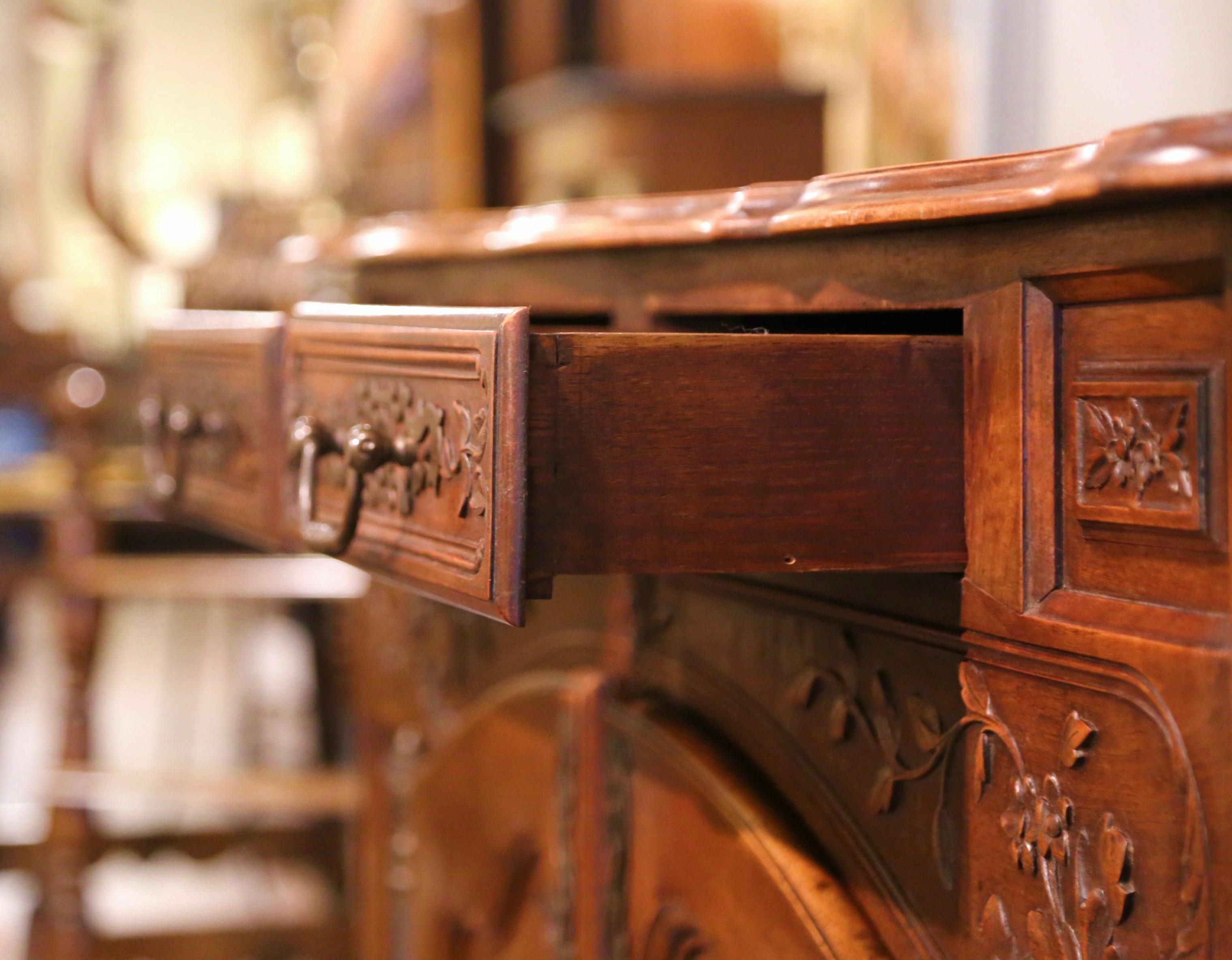 19th Century French Louis XV Carved Walnut Two-Door Buffet from Provence For Sale 8