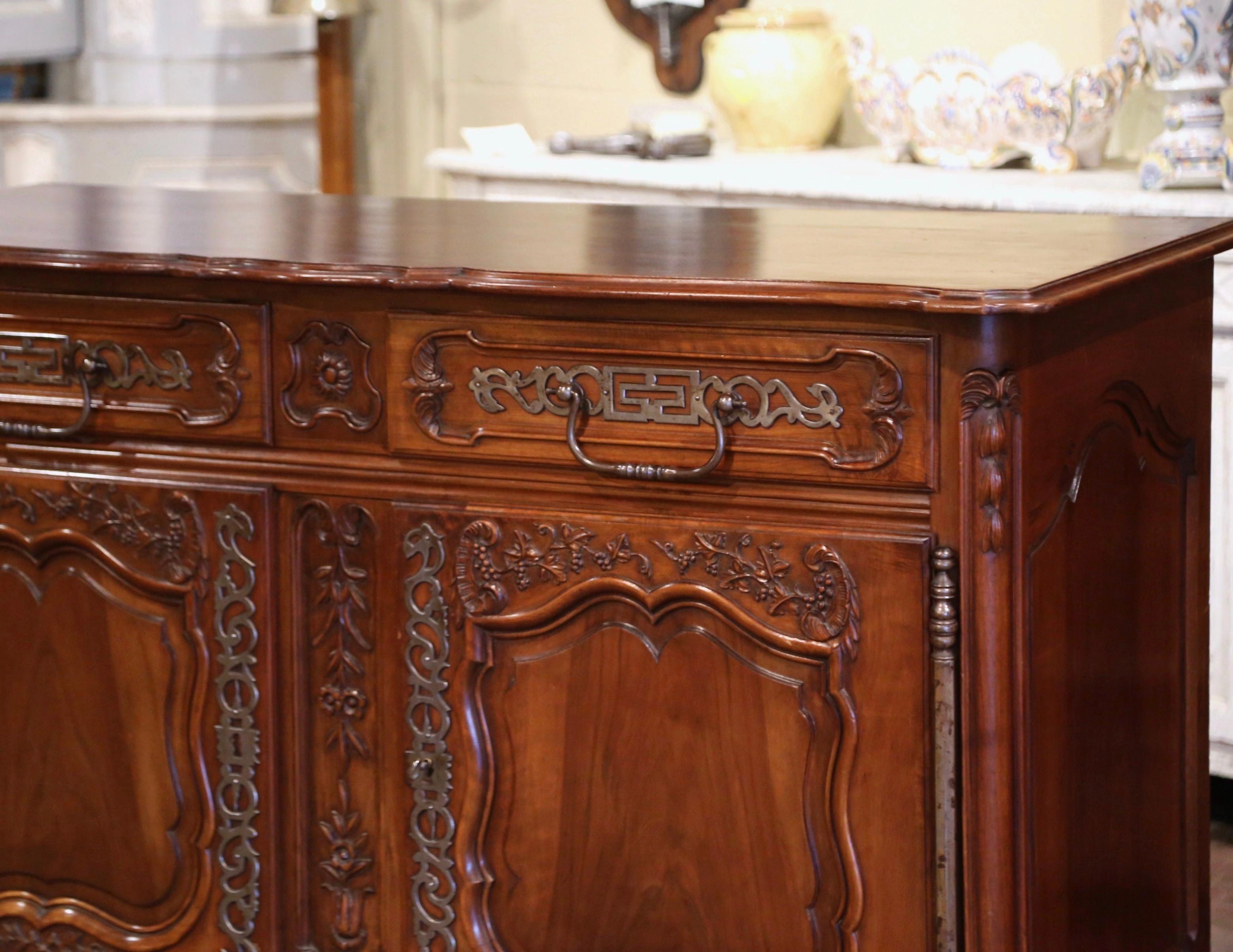 19th Century, French Louis XV Carved Walnut Two-Door Buffet from Provence In Excellent Condition In Dallas, TX