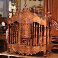 19th Century French Louis XV Carved Walnut Panetière Cabinet from Provence