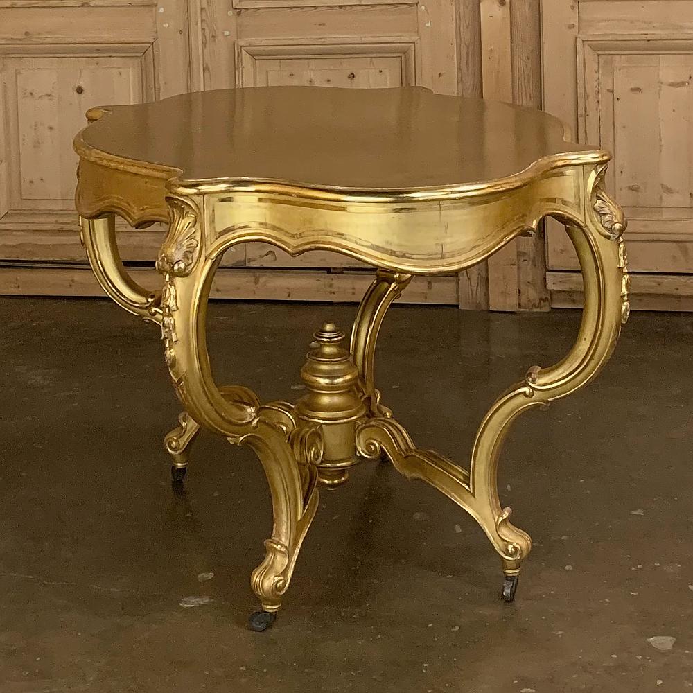 19th Century French Louis XV Gilded Center Table For Sale 3