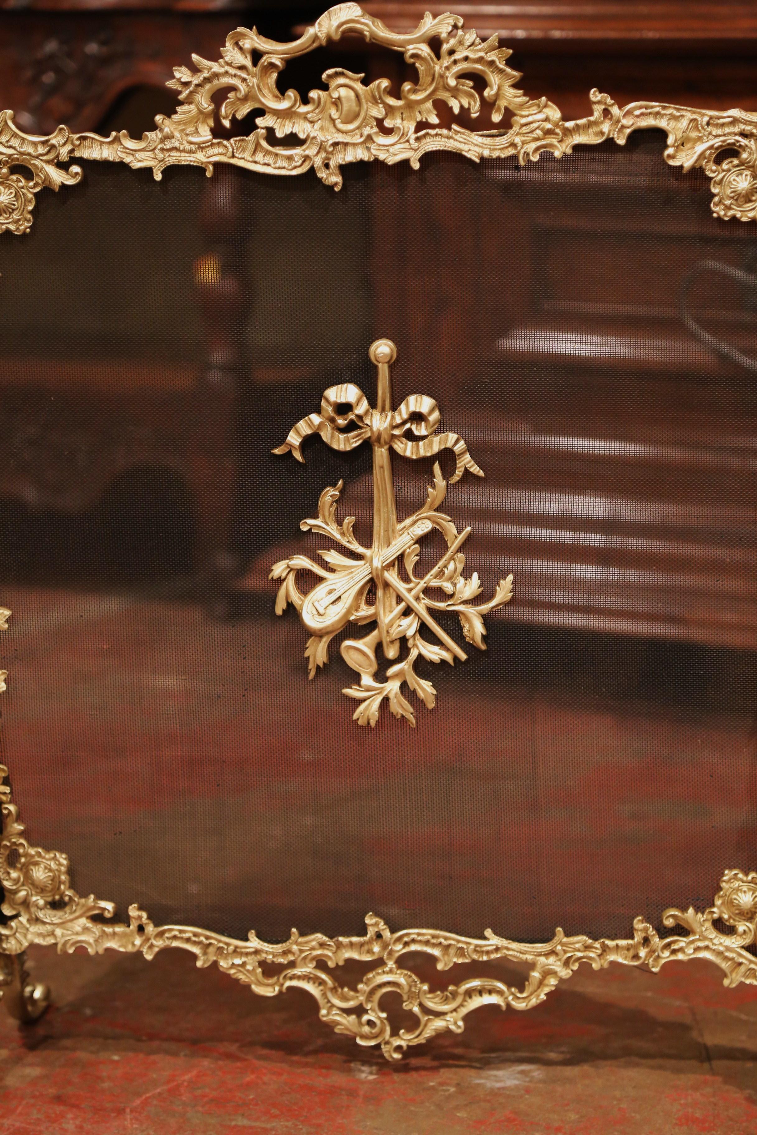 19th Century French Louis XV Gilt Bronze Fire Screen with Musical Mounts In Excellent Condition In Dallas, TX