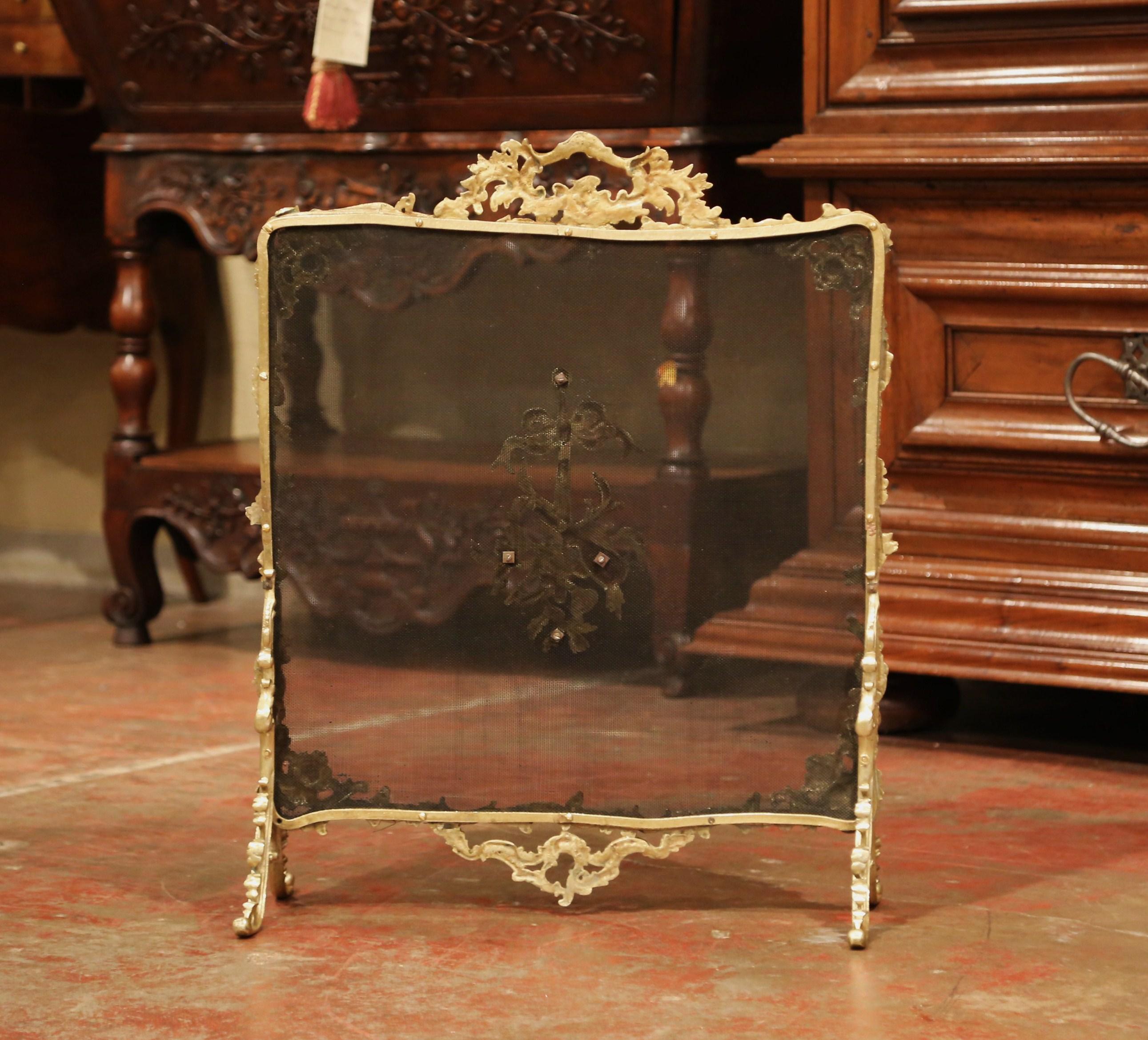 19th Century French Louis XV Gilt Bronze Fire Screen with Musical Mounts 3