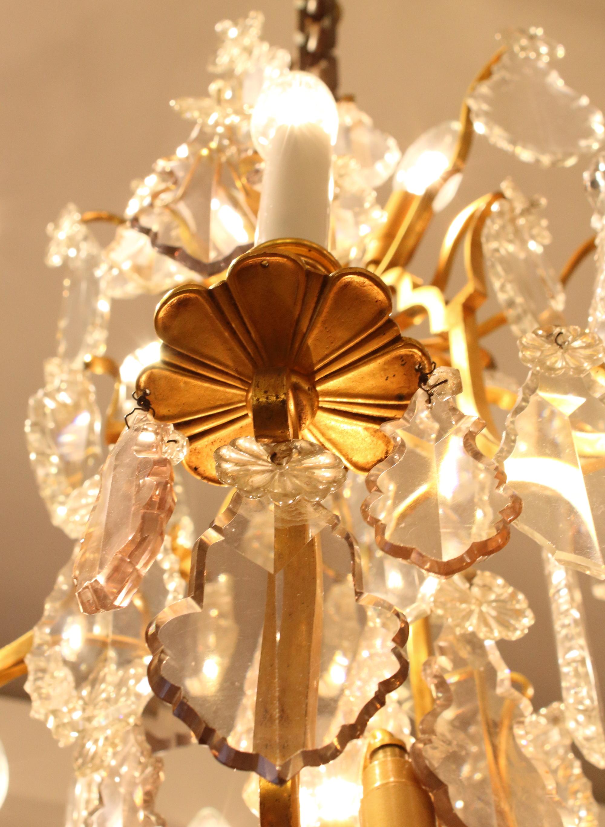 19th Century French Louis XV Gilt Gilt Bronze Crystal Glass 16-Light Chandelier 6