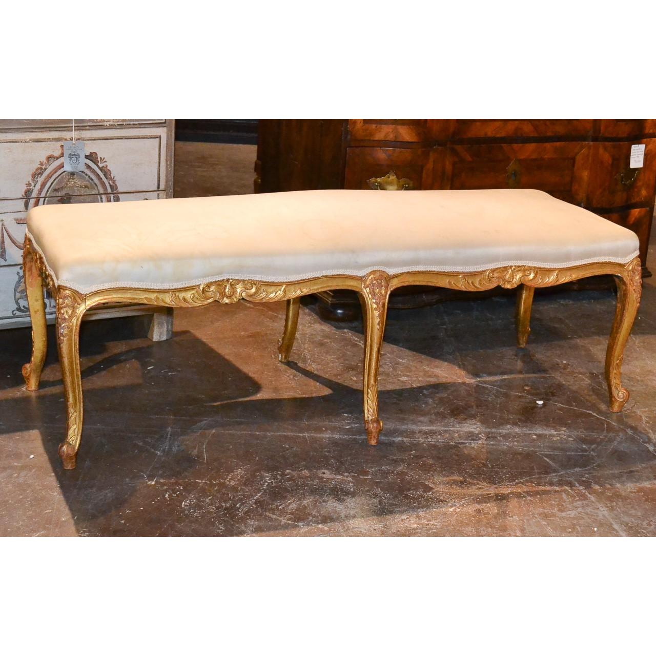19th Century French Louis XV Giltwood Bench In Good Condition In Dallas, TX