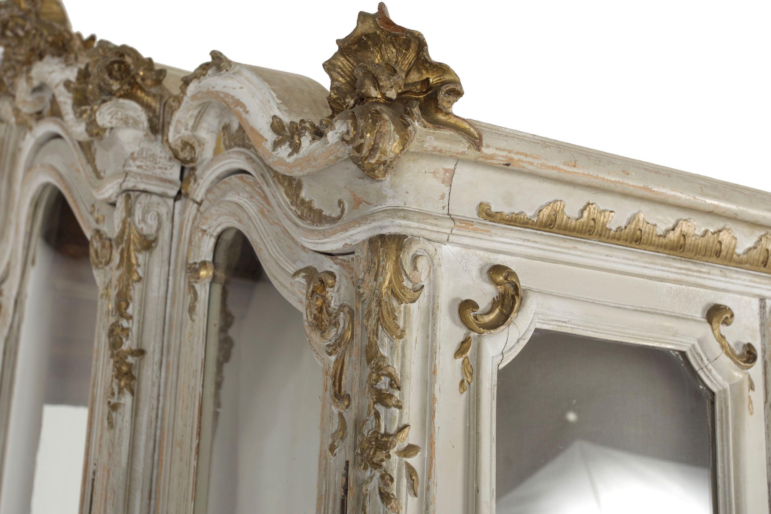 19th Century French Louis XV Gray Painted Display Bookcase Cabinet 12