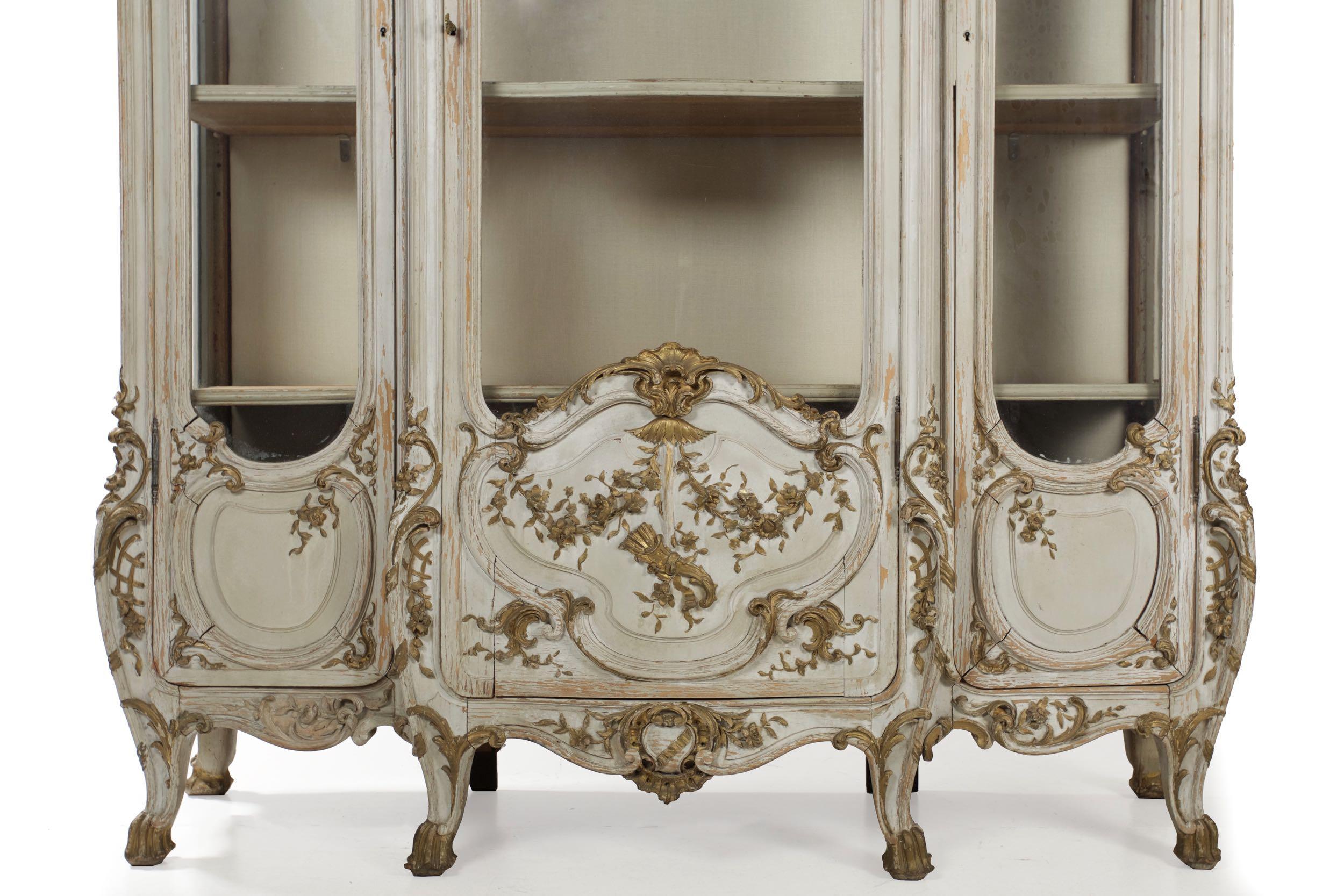 19th Century French Louis XV Gray Painted Display Bookcase Cabinet 4