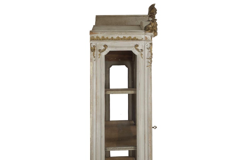 19th Century French Louis XV Gray Painted Display Bookcase Cabinet For Sale 5
