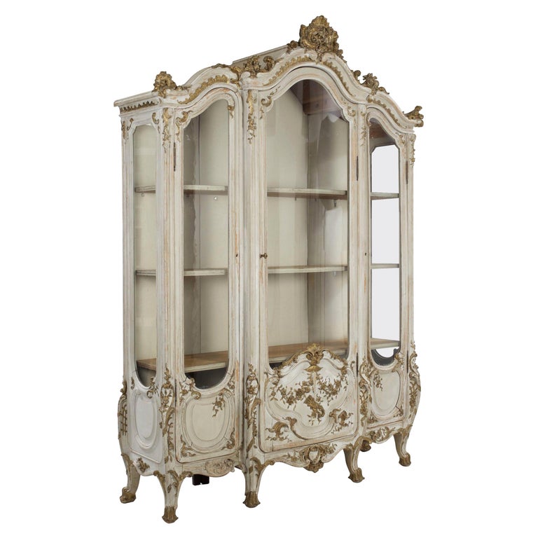 19th Century French Louis XV Gray Painted Display Bookcase Cabinet For Sale