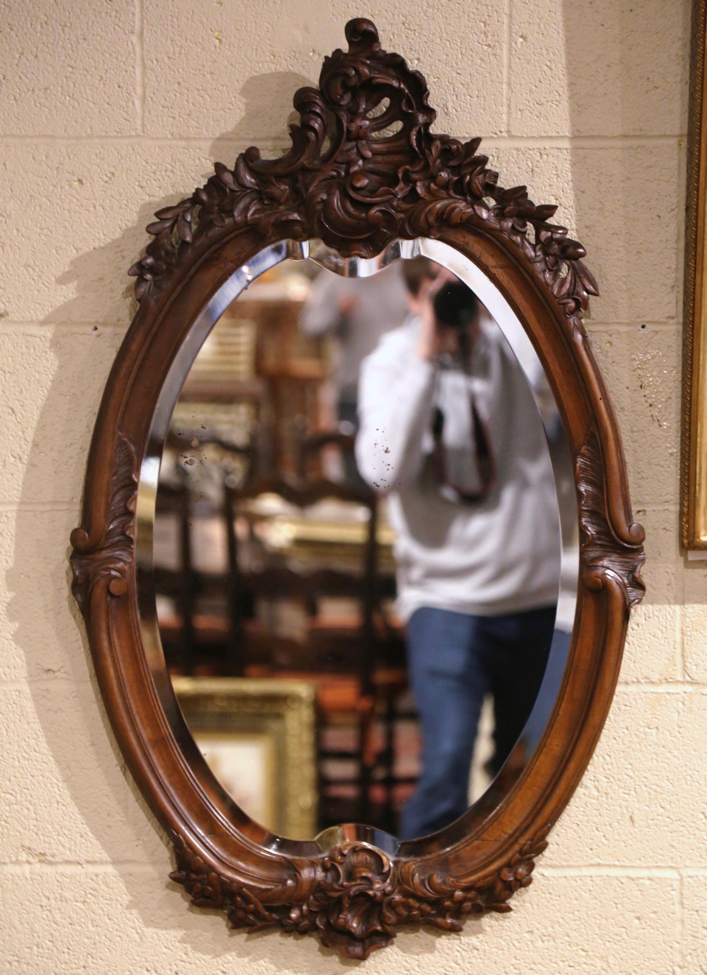 19th Century French Louis XV Hand Carved Walnut and Beveled Glass Oval Mirror For Sale 2