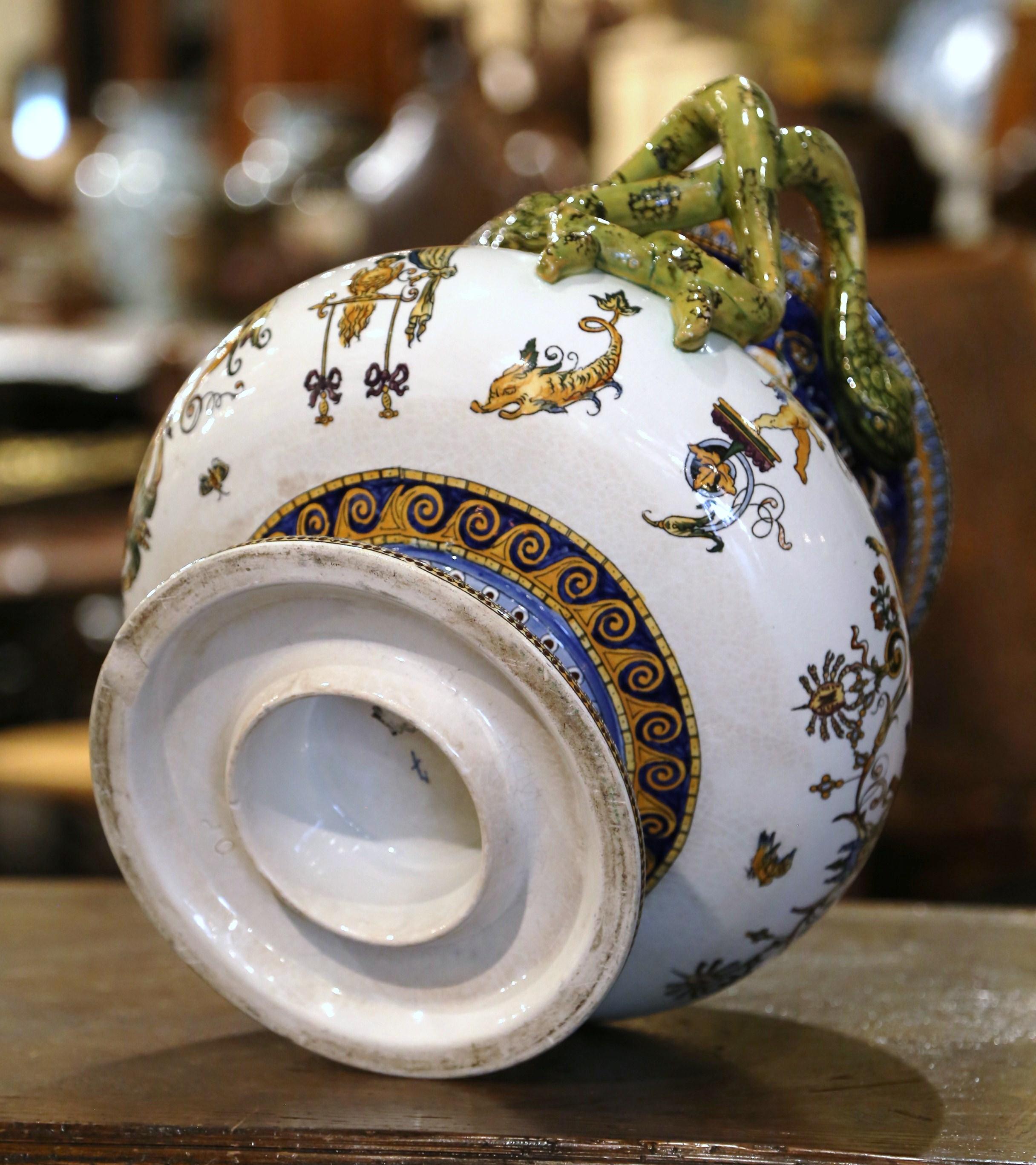 19th Century French Louis XV Hand Painted Porcelain Cache Pot from Gien For Sale 7