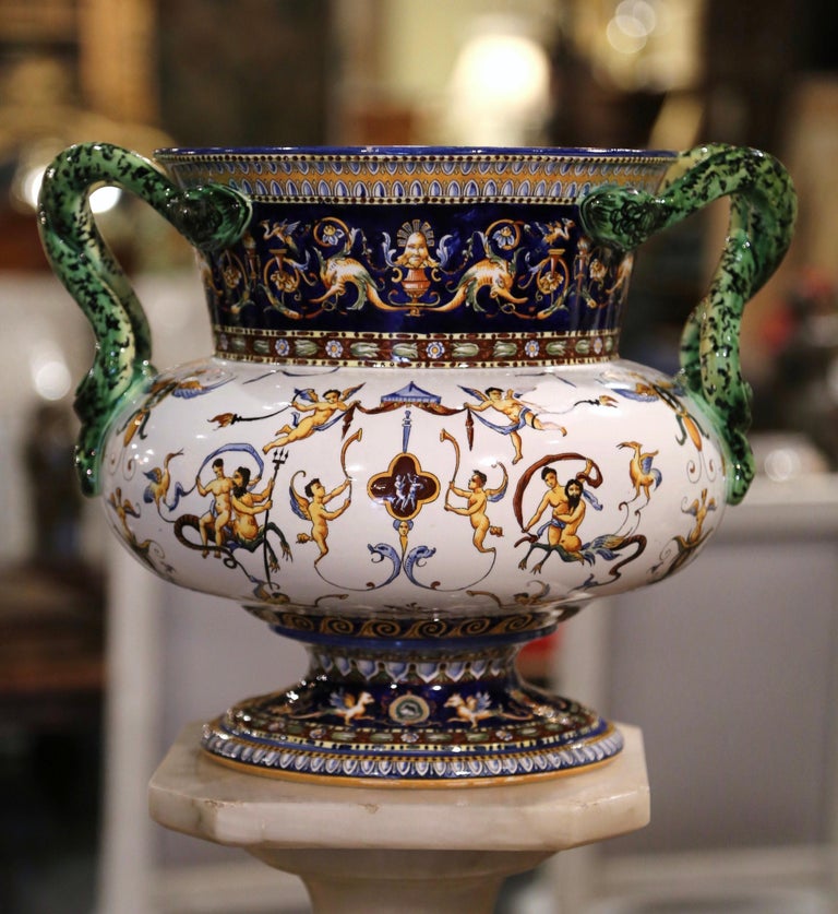 19th Century French Louis XV Hand Painted Porcelain Cache Pot from Gien In Excellent Condition In Dallas, TX