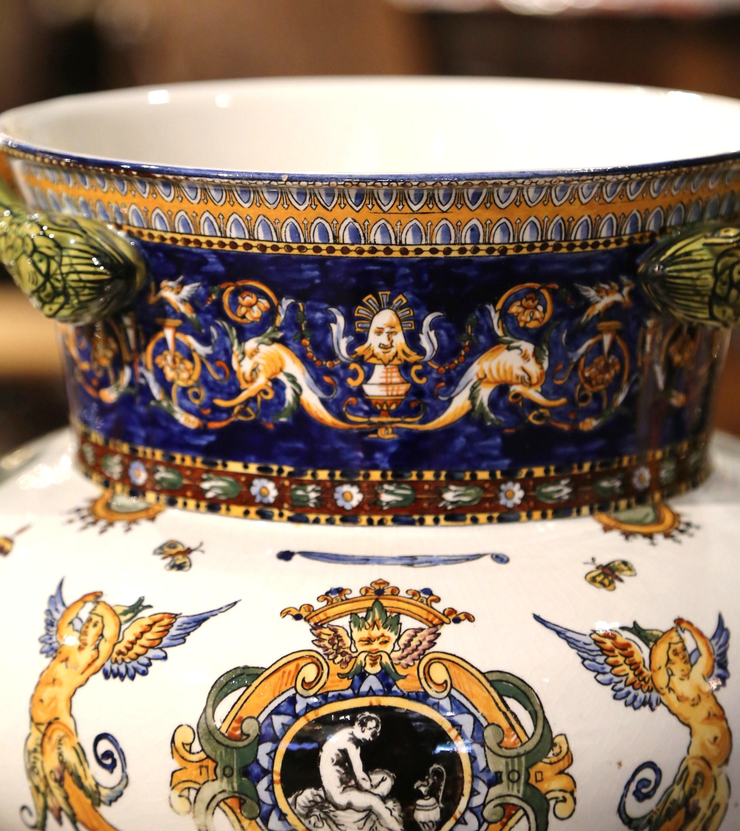 19th Century French Louis XV Hand Painted Porcelain Cache Pot from Gien For Sale 3