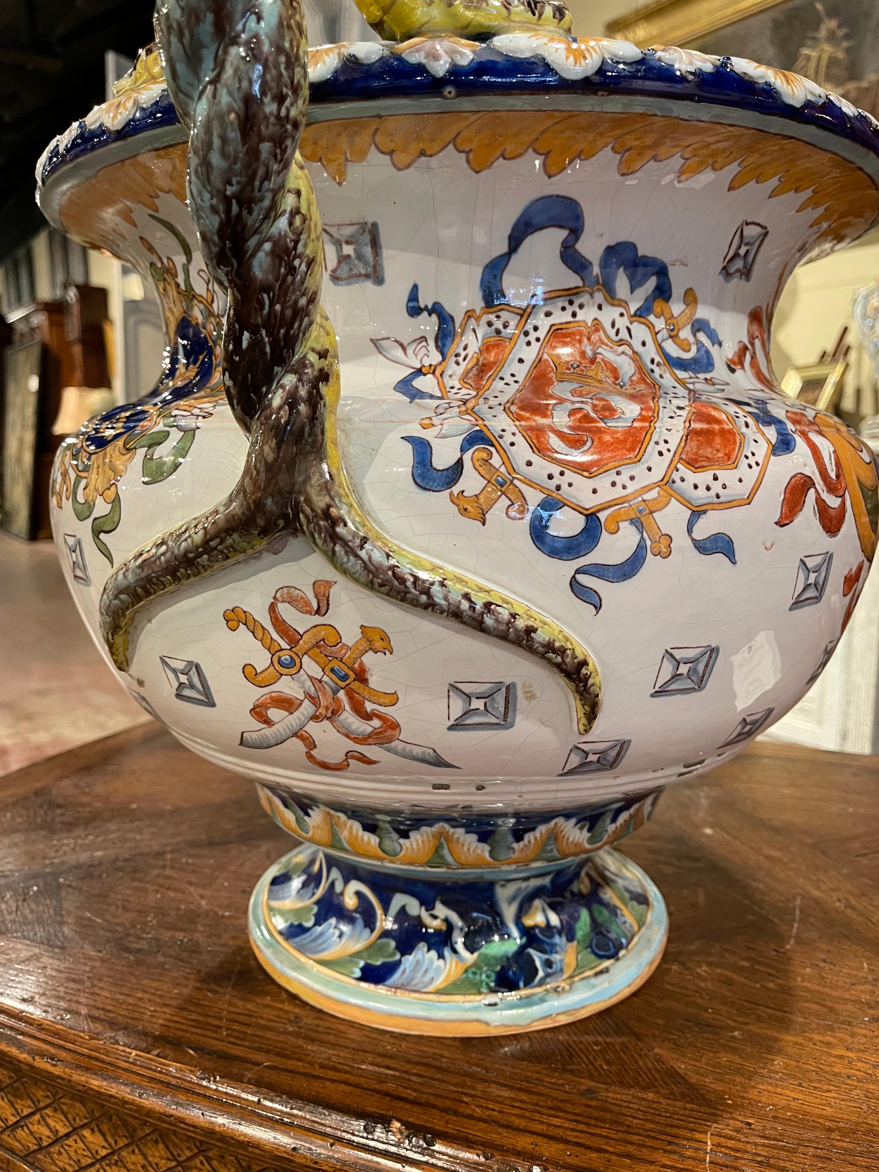 19th Century French Louis XV Hand Painted Porcelain Cache Pot with Crest Motifs For Sale 8