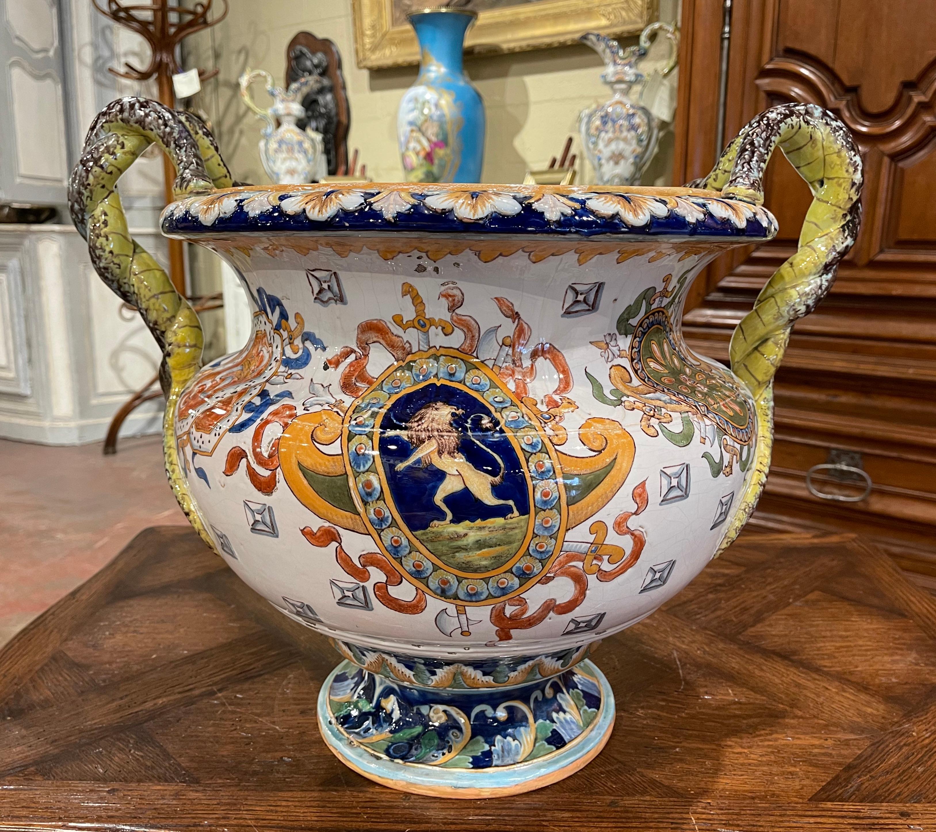 Hand-Crafted 19th Century French Louis XV Hand Painted Porcelain Cache Pot with Crest Motifs For Sale