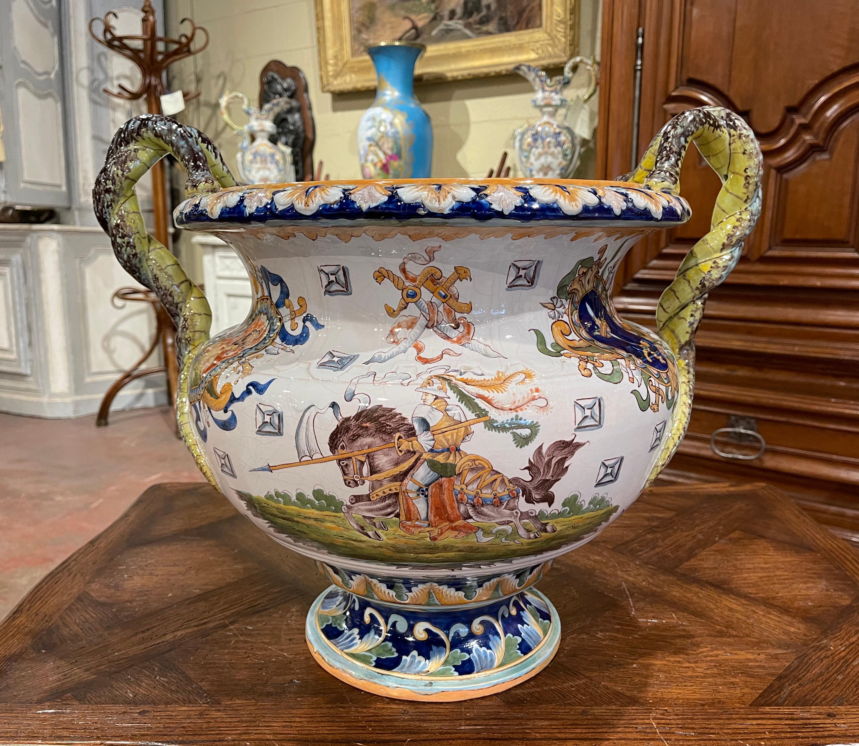 19th Century French Louis XV Hand Painted Porcelain Cache Pot with Crest Motifs In Excellent Condition In Dallas, TX