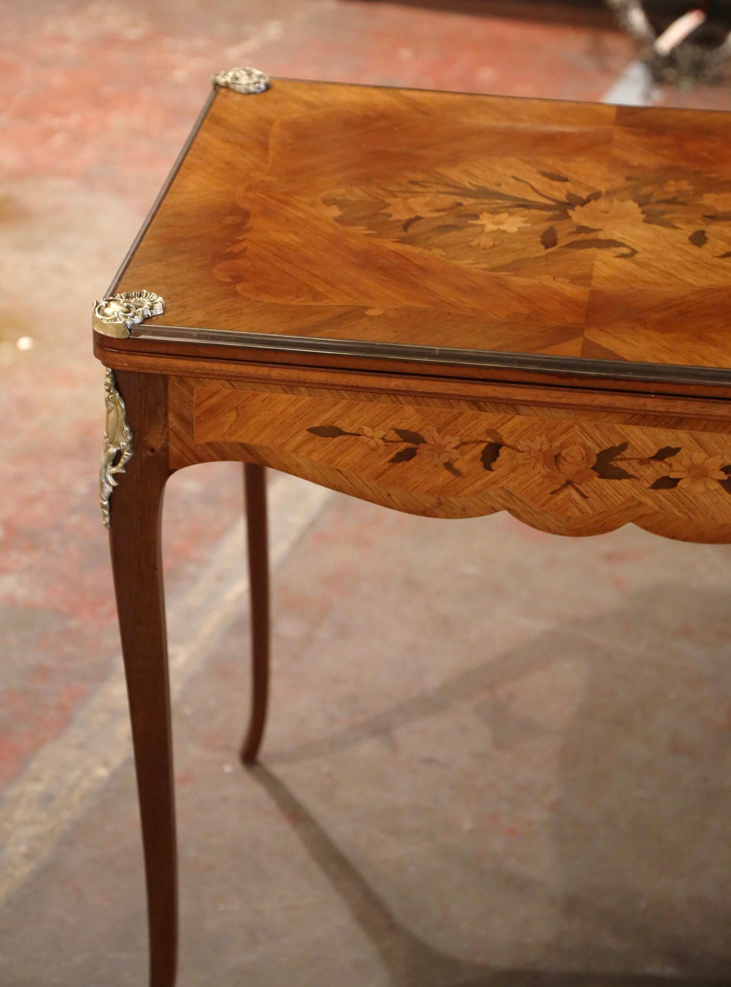 19th Century French Louis XV Inlaid Walnut & Bronze Folding Game Table with Felt In Excellent Condition For Sale In Dallas, TX